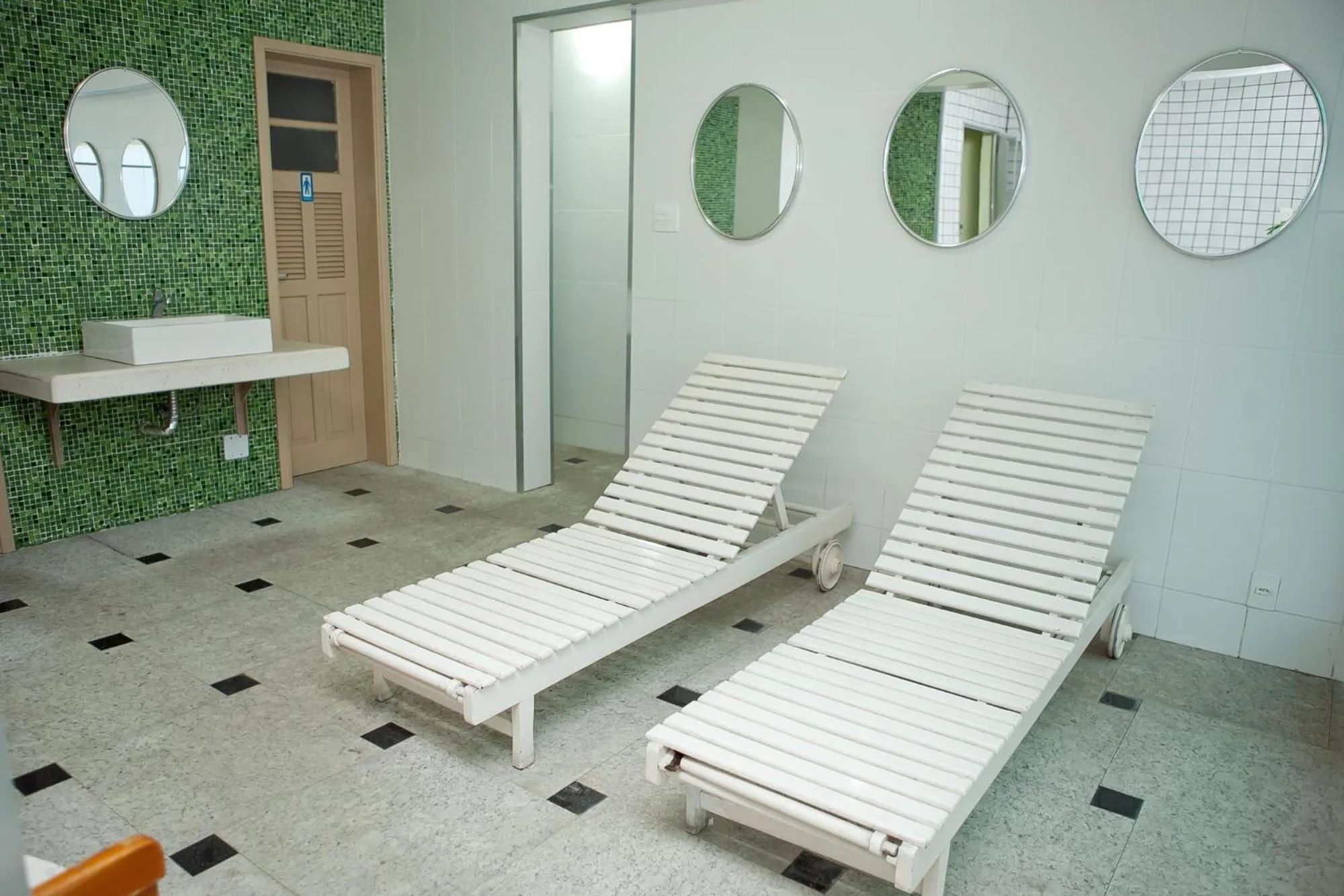 Seating area in Ritz Plaza Hotel