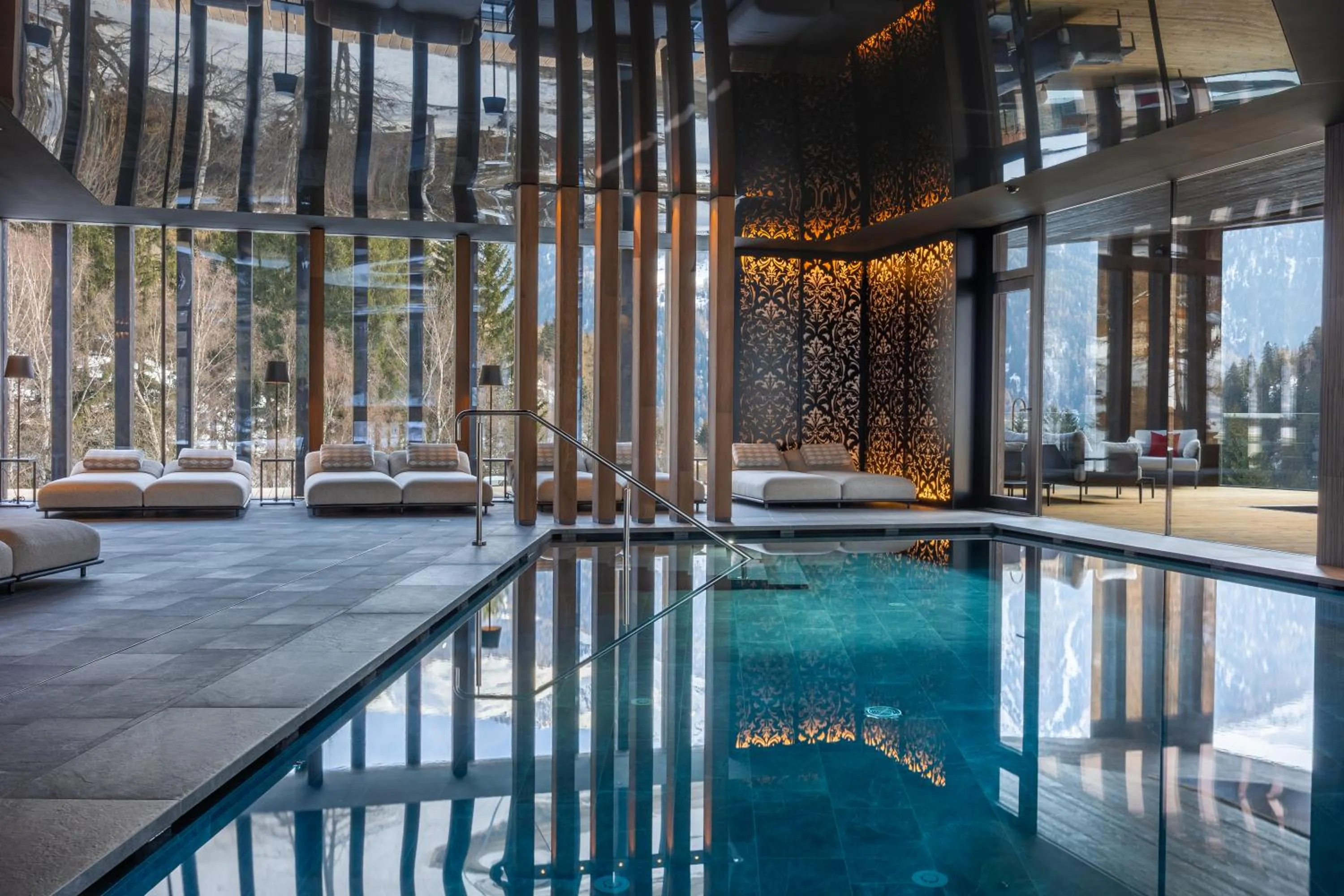 Pool view in Hotel Vioz