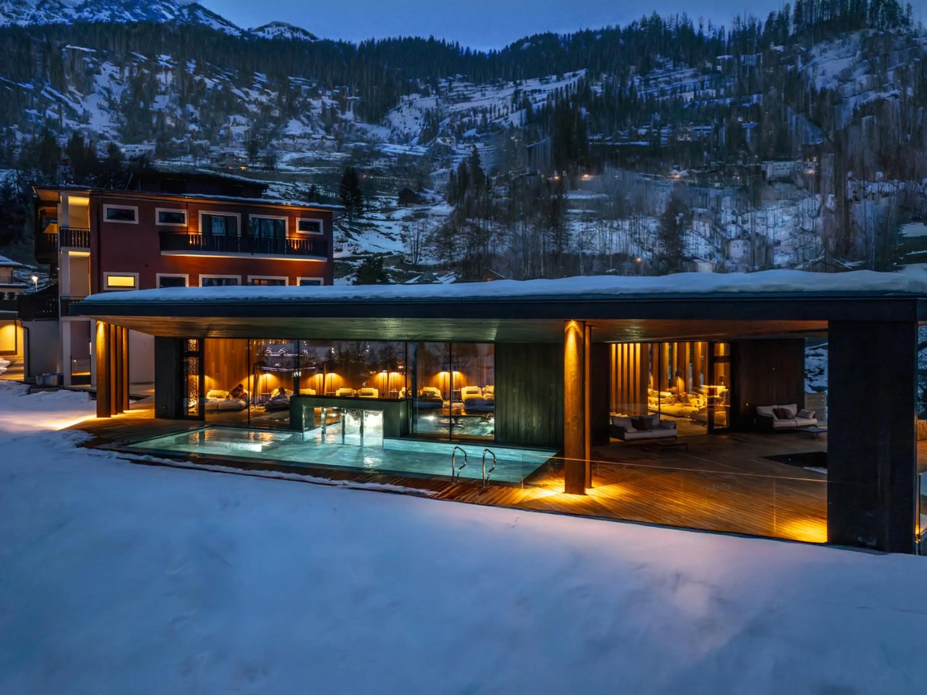 Property building in Hotel Vioz