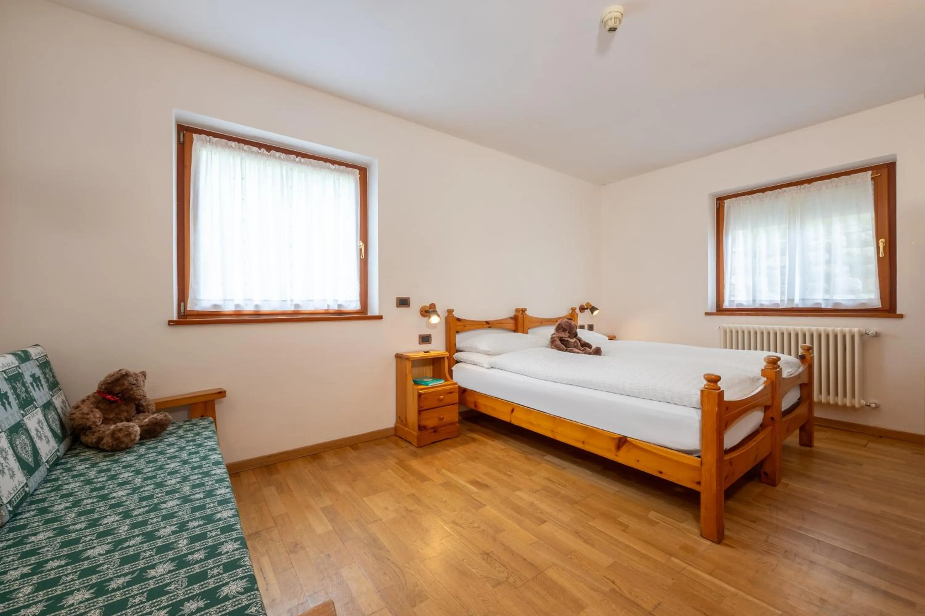 Bedroom, Bed in Hotel Vioz