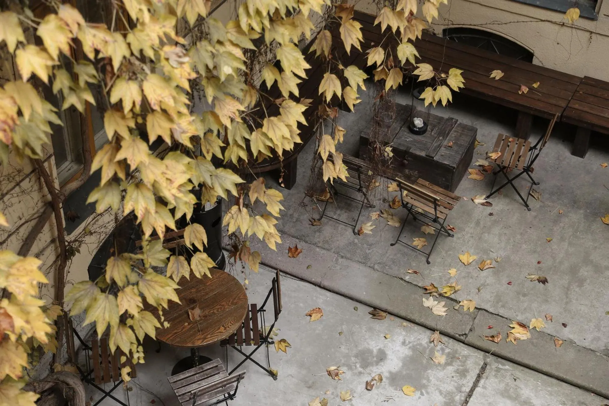 Autumn in Brody House - boutique hotel