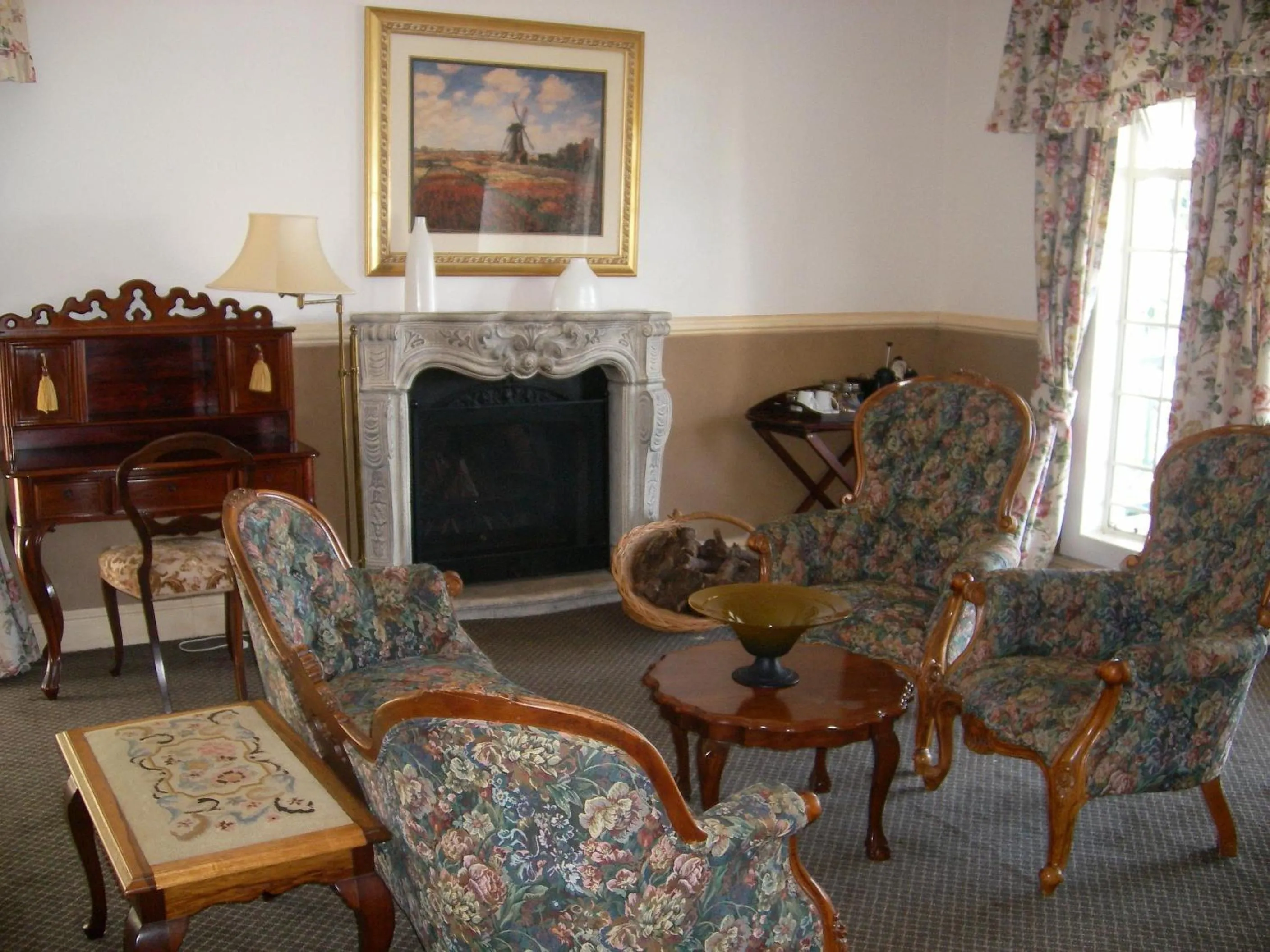 Bedroom in Sherwood's Country House