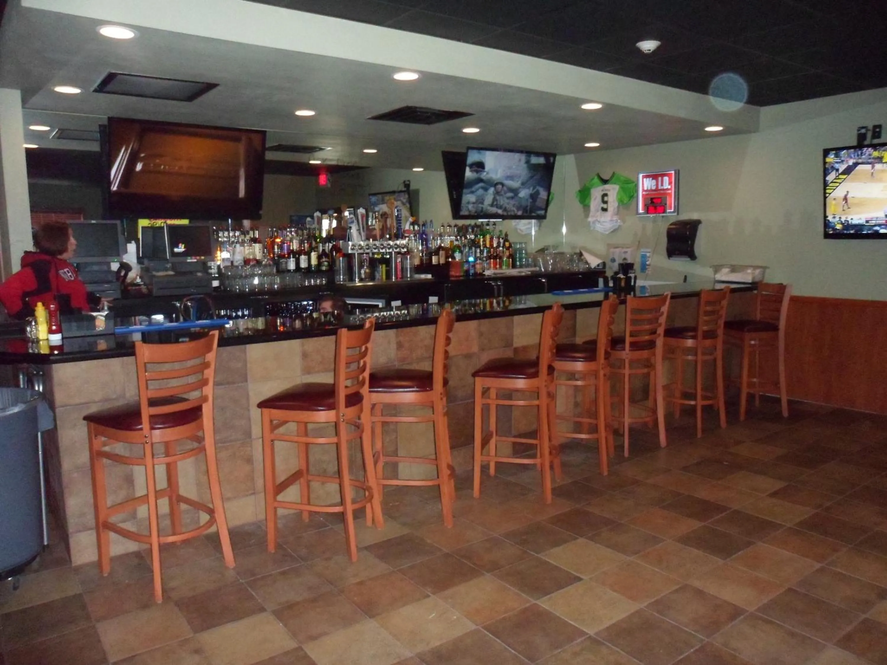 Lounge or bar in Boarders Inn & Suites by Cobblestone Hotels - Grand Island