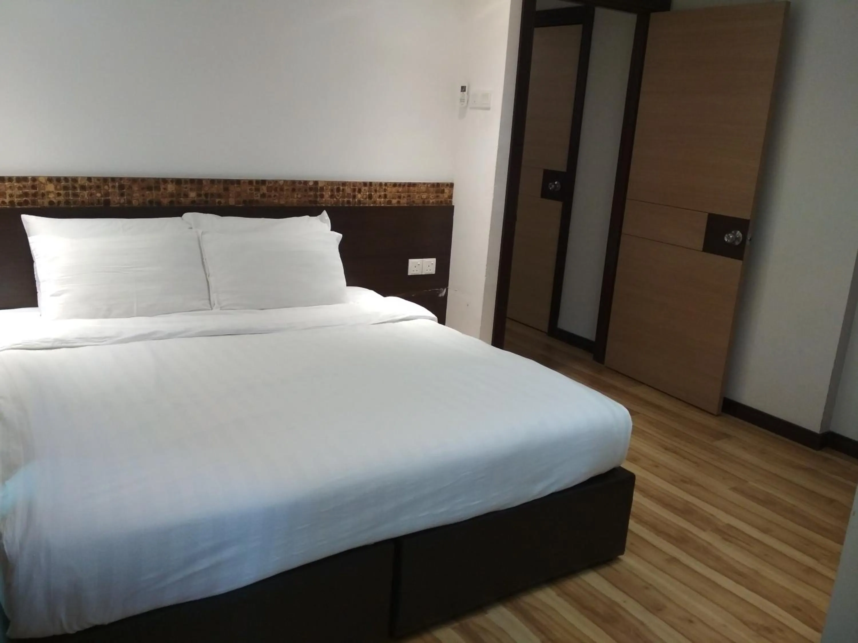 Bedroom, Bed in Classy Studio Apartment (KBCP)