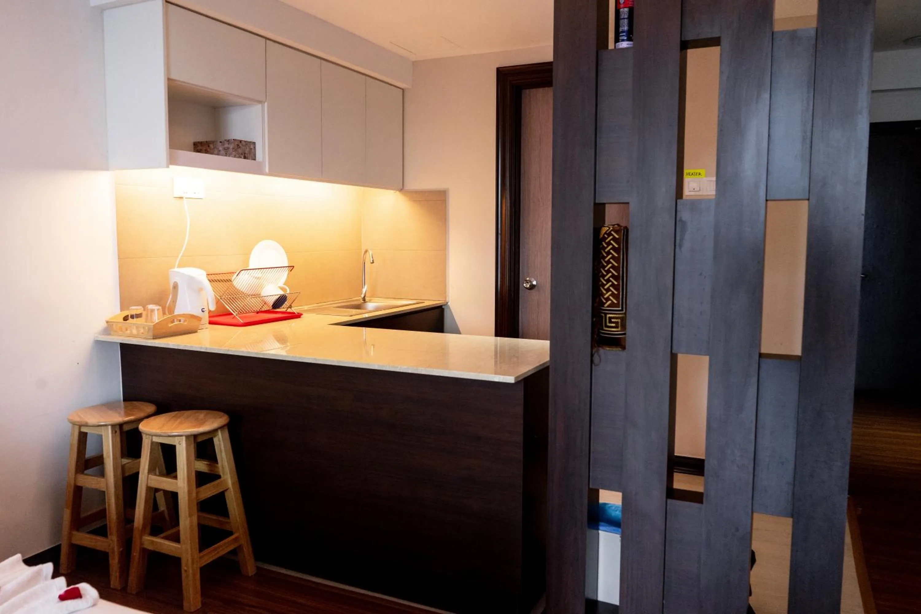 Kitchen or kitchenette in Classy Studio Apartment (KBCP)