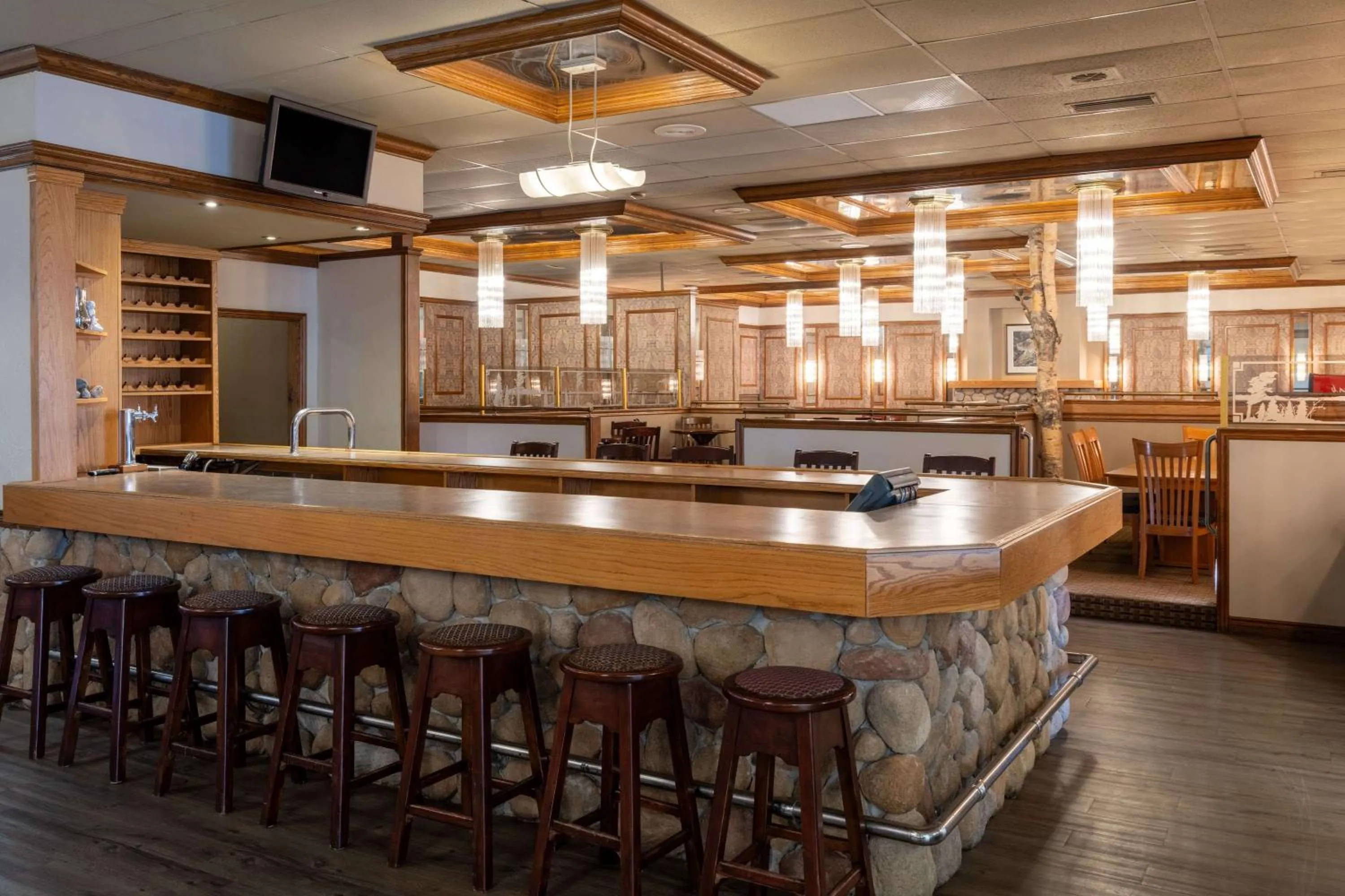 Breakfast in Ramada by Wyndham Thunder Bay Airlane Hotel