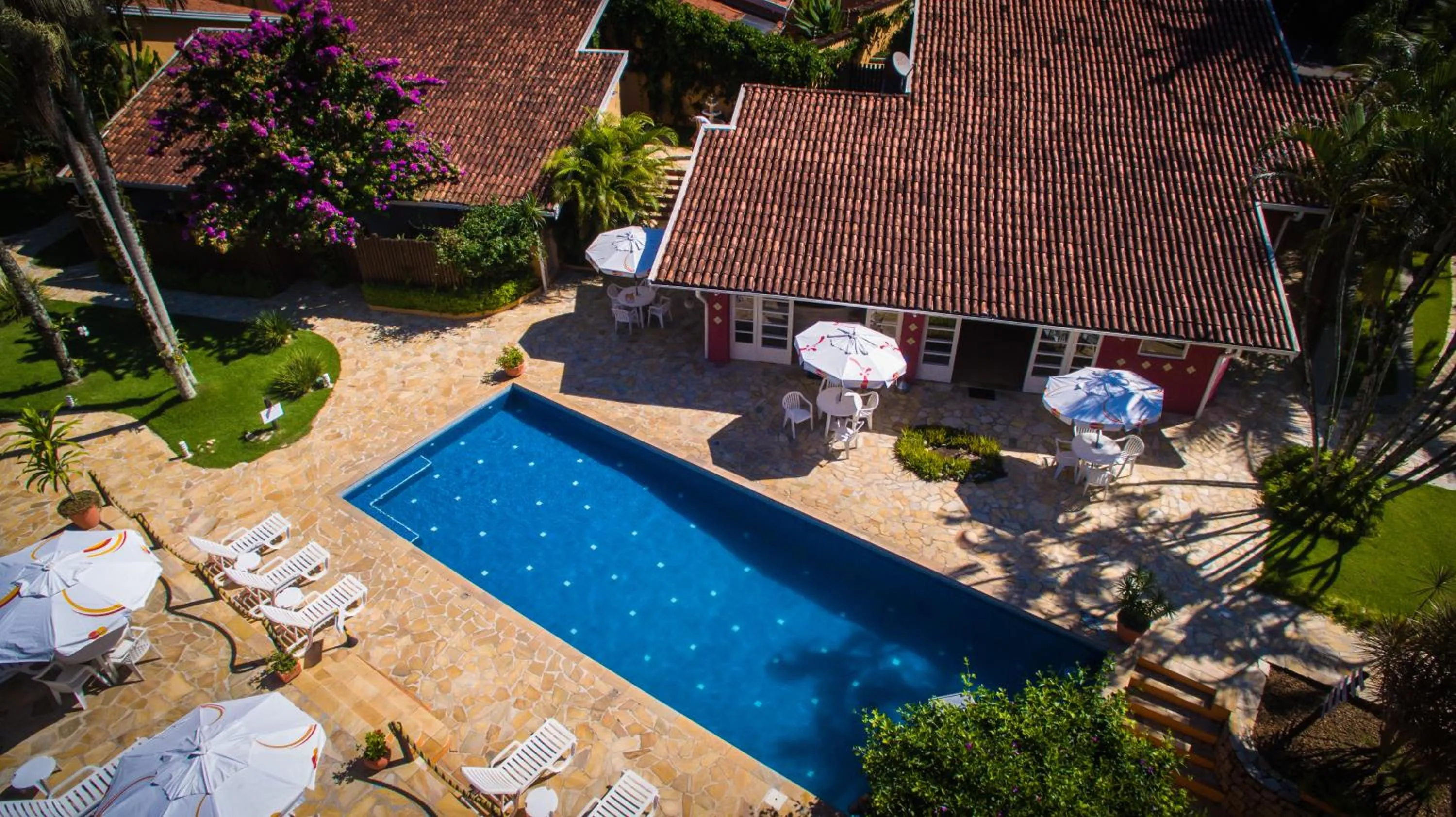 Pool view in Hotel Ilhasol