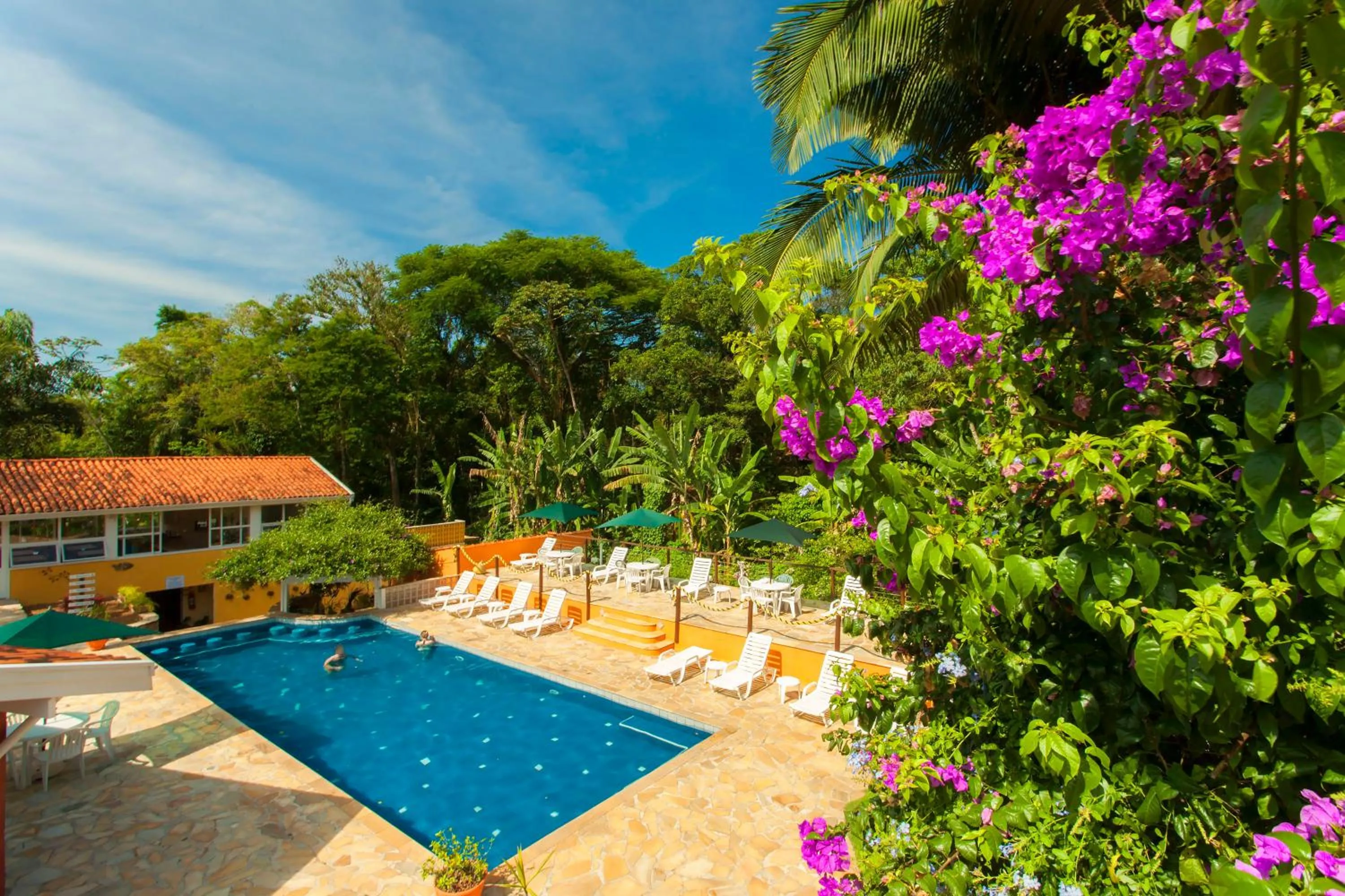 Pool view in Hotel Ilhasol