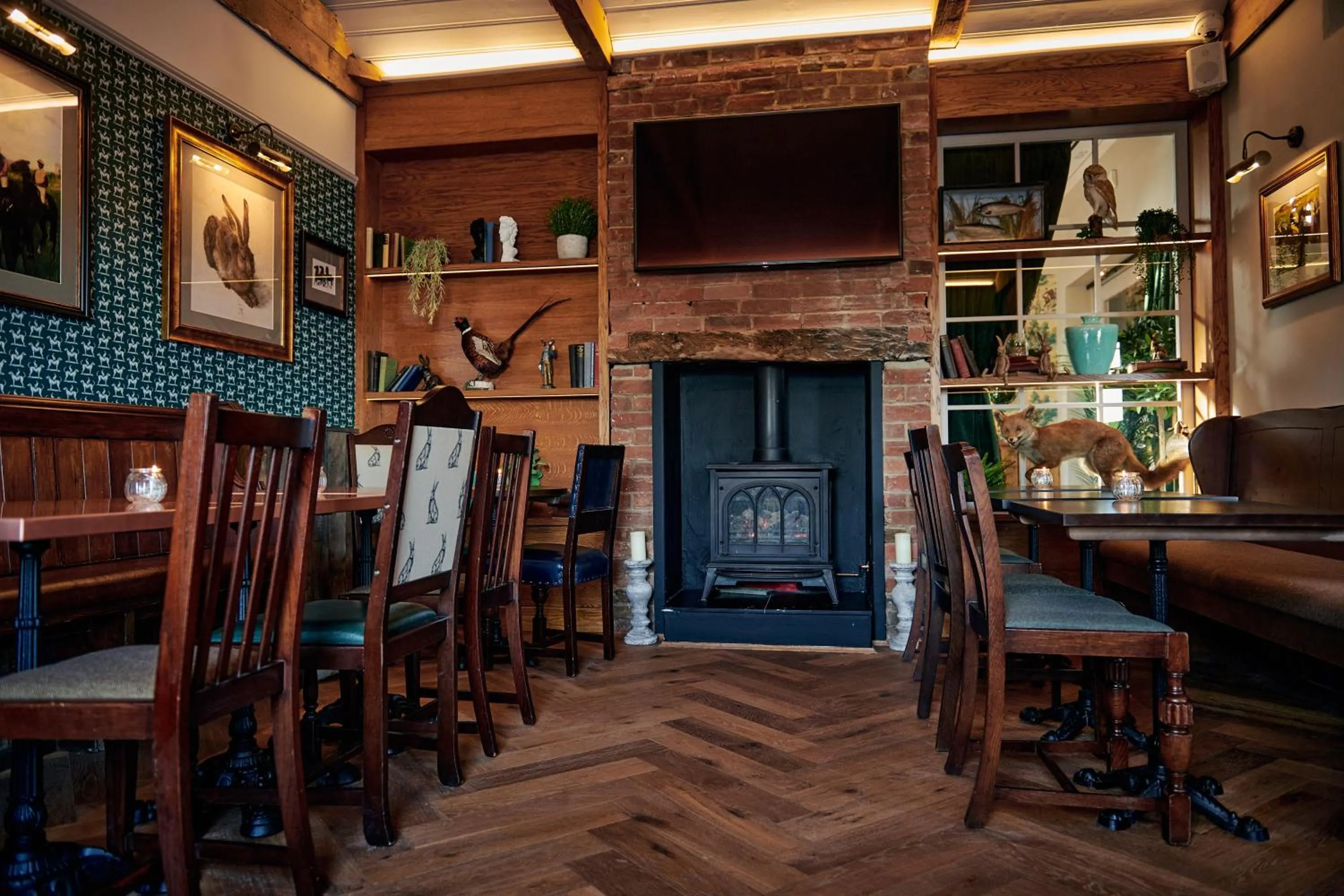 Lounge or bar in Hare and Hounds - Newbury