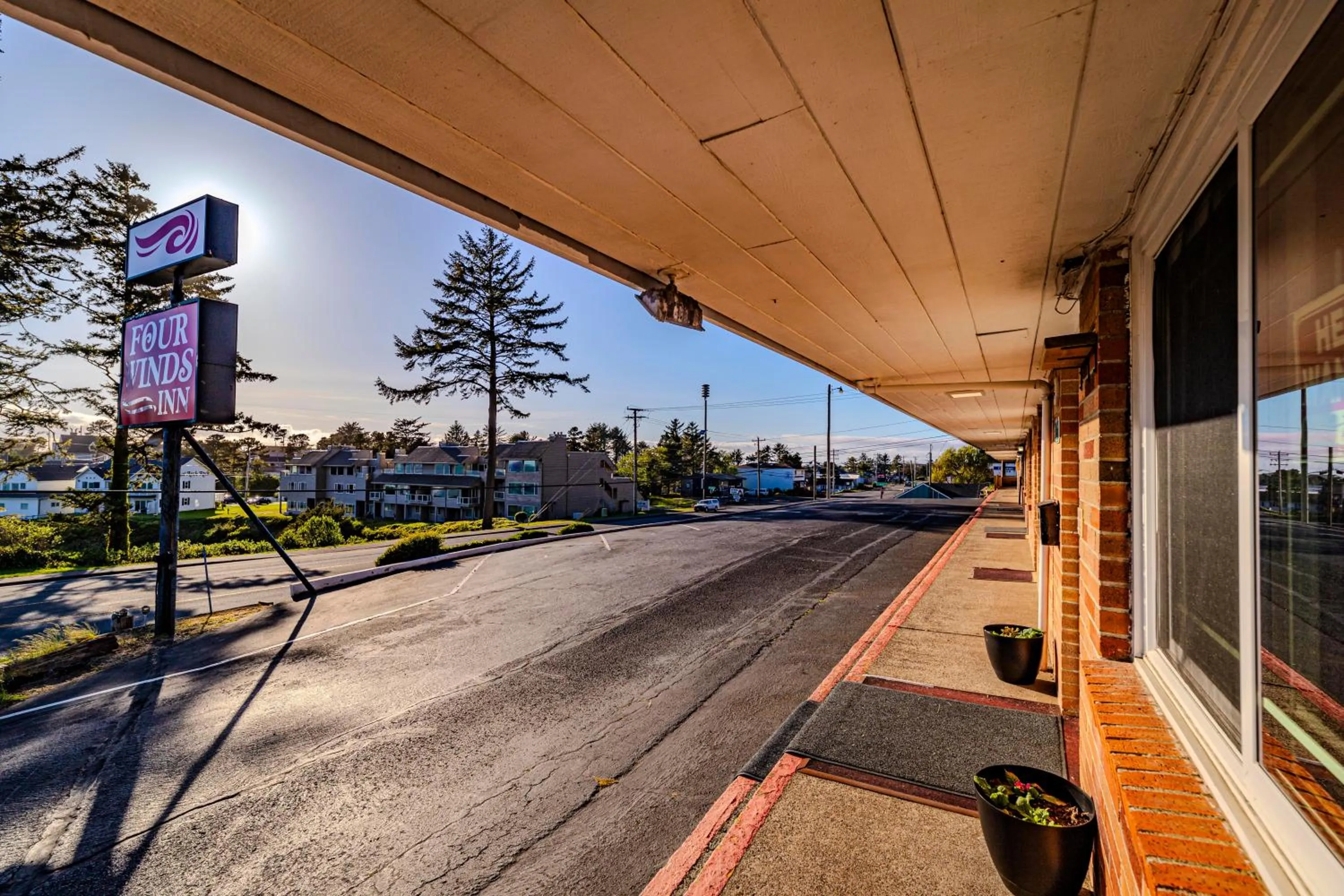 Parking in Four Winds Motel