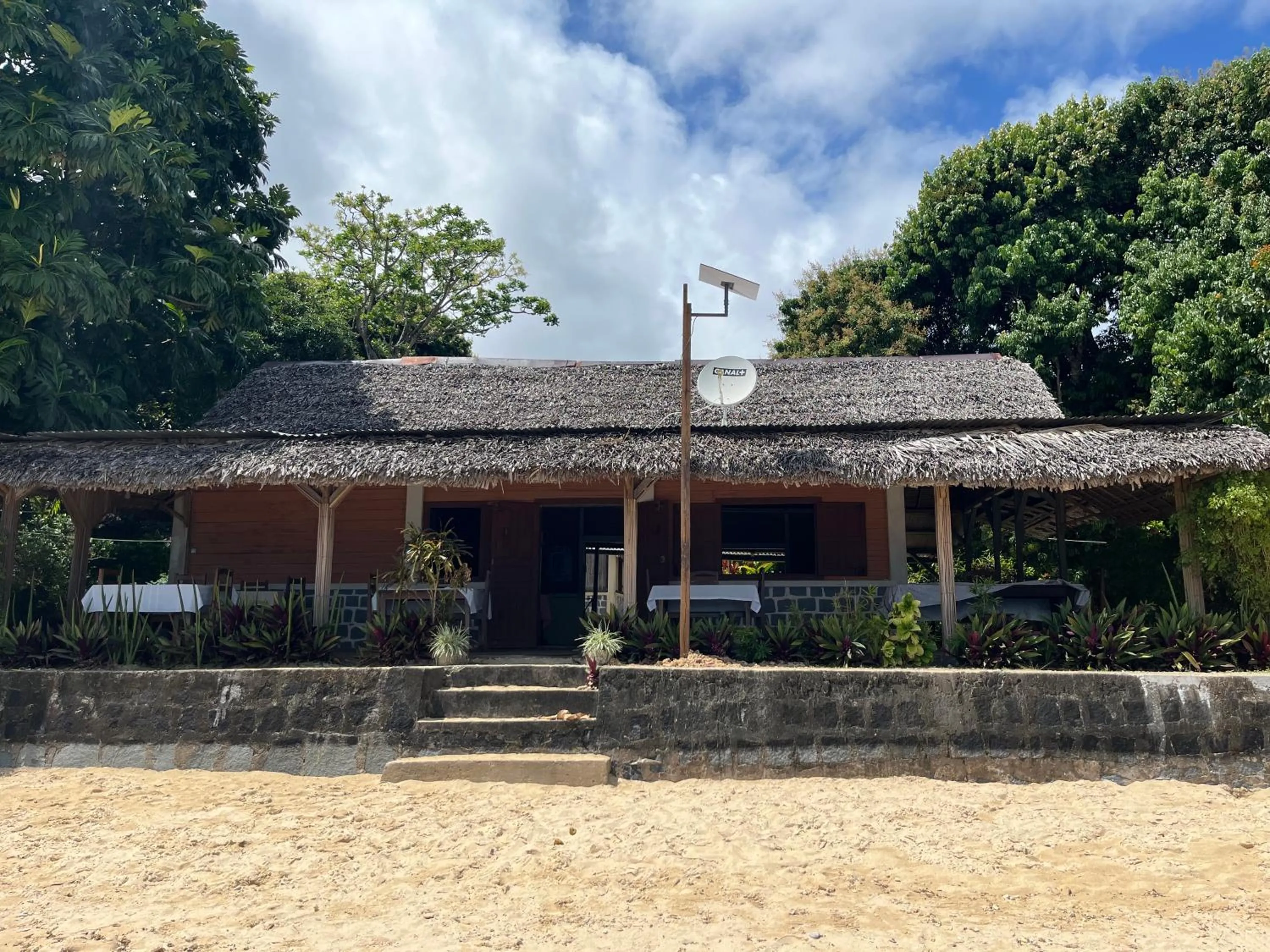 Property building in Le Rocher