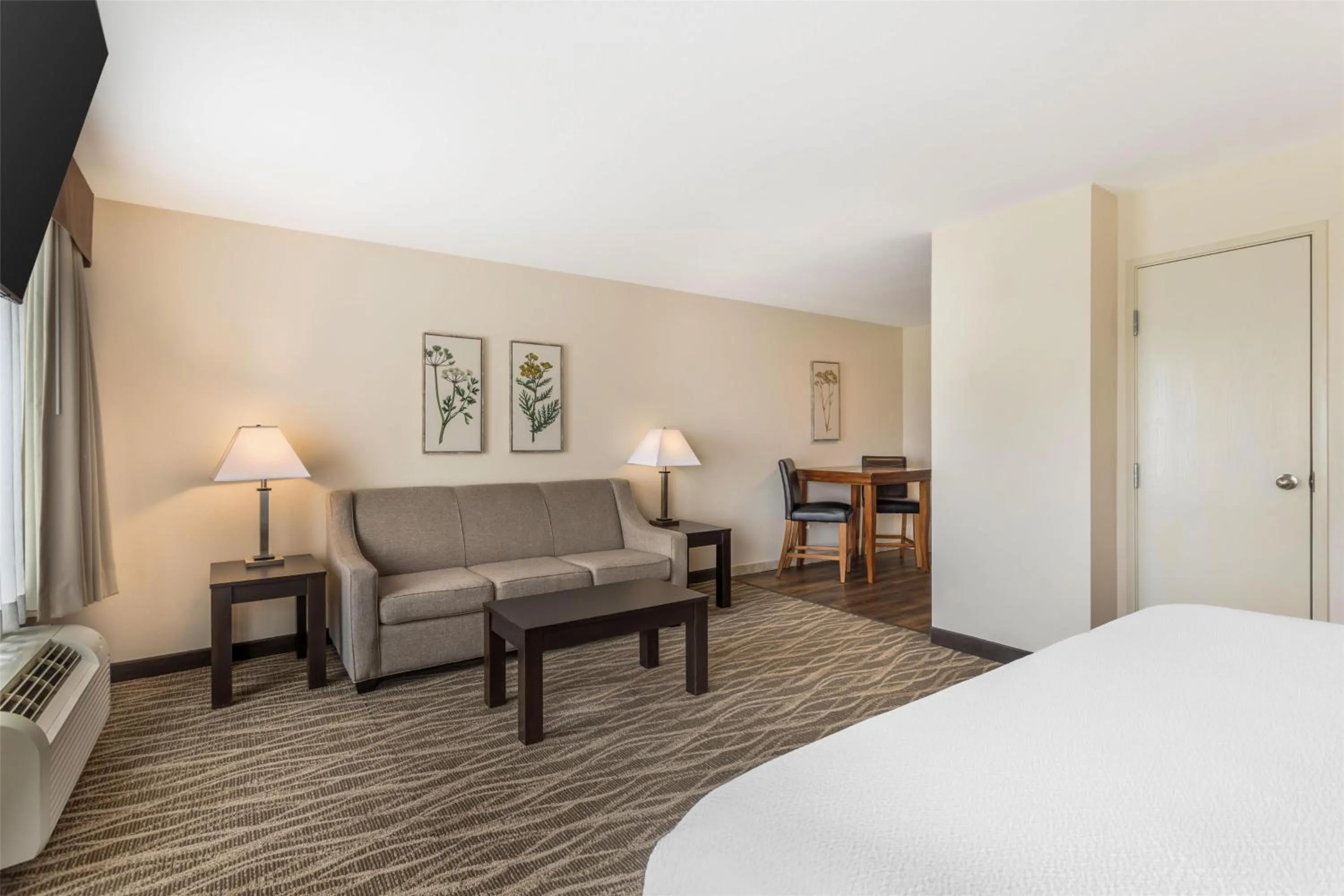 Bedroom, Bed in Best Western Plus Valdosta Hotel & Suites