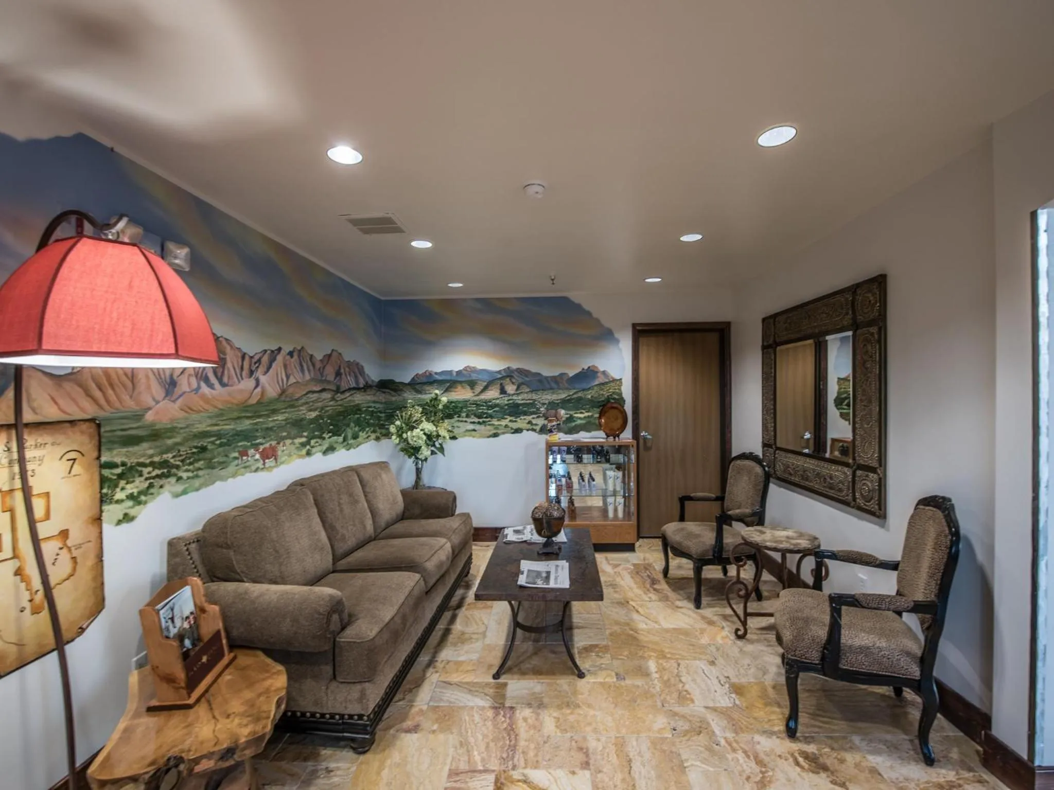 Lounge or bar in Hotel Parker at Quarter Circle 7