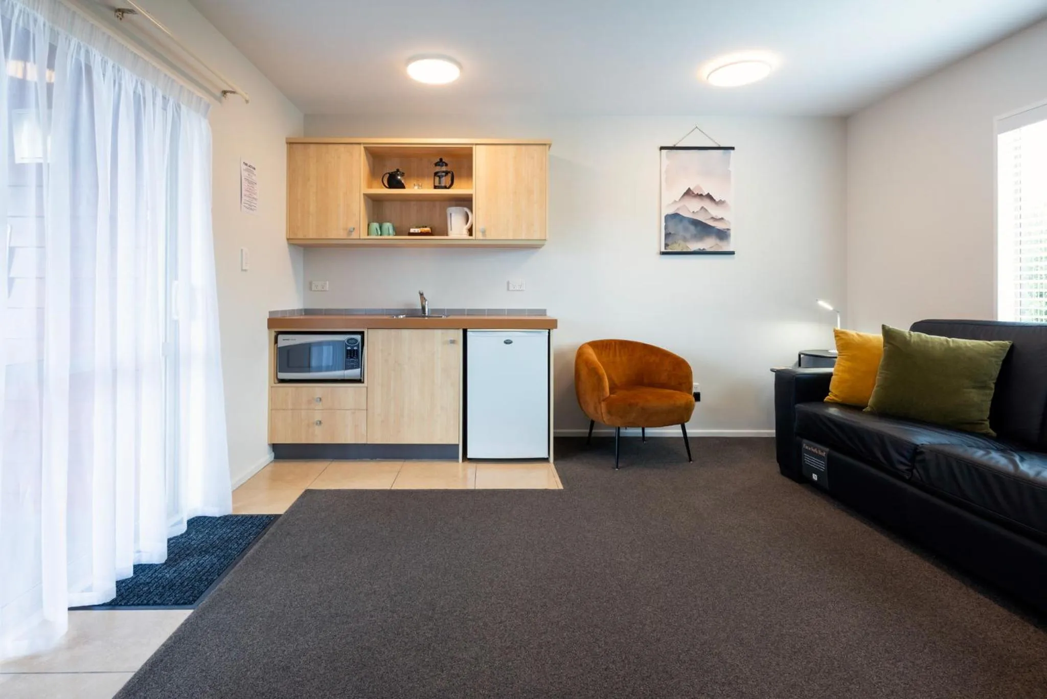 Kitchen or kitchenette in Tussock Peak Lodge
