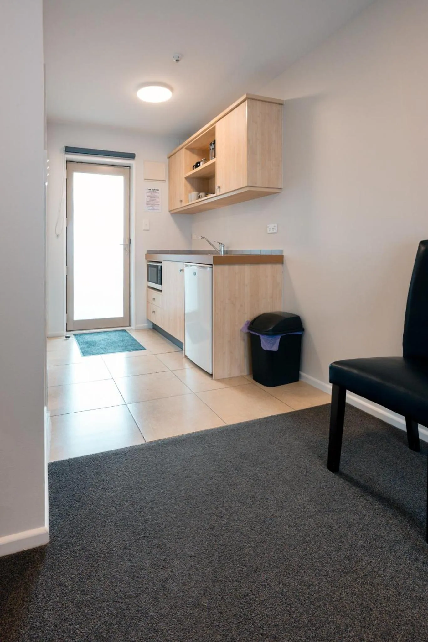 Kitchen or kitchenette in Tussock Peak Lodge