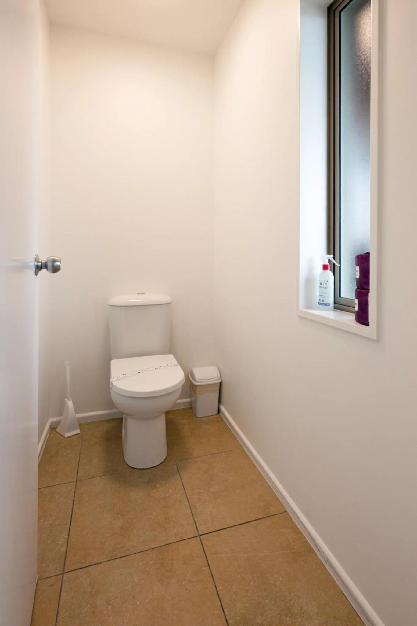 Toilet in Tussock Peak Lodge