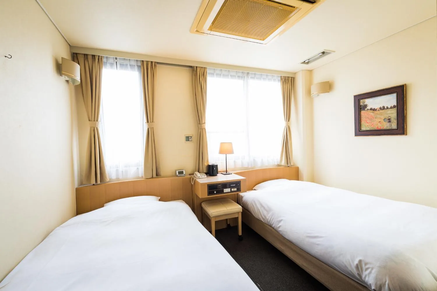Photo of the whole room, Bed in Hotel Sun Garden Matsuyama