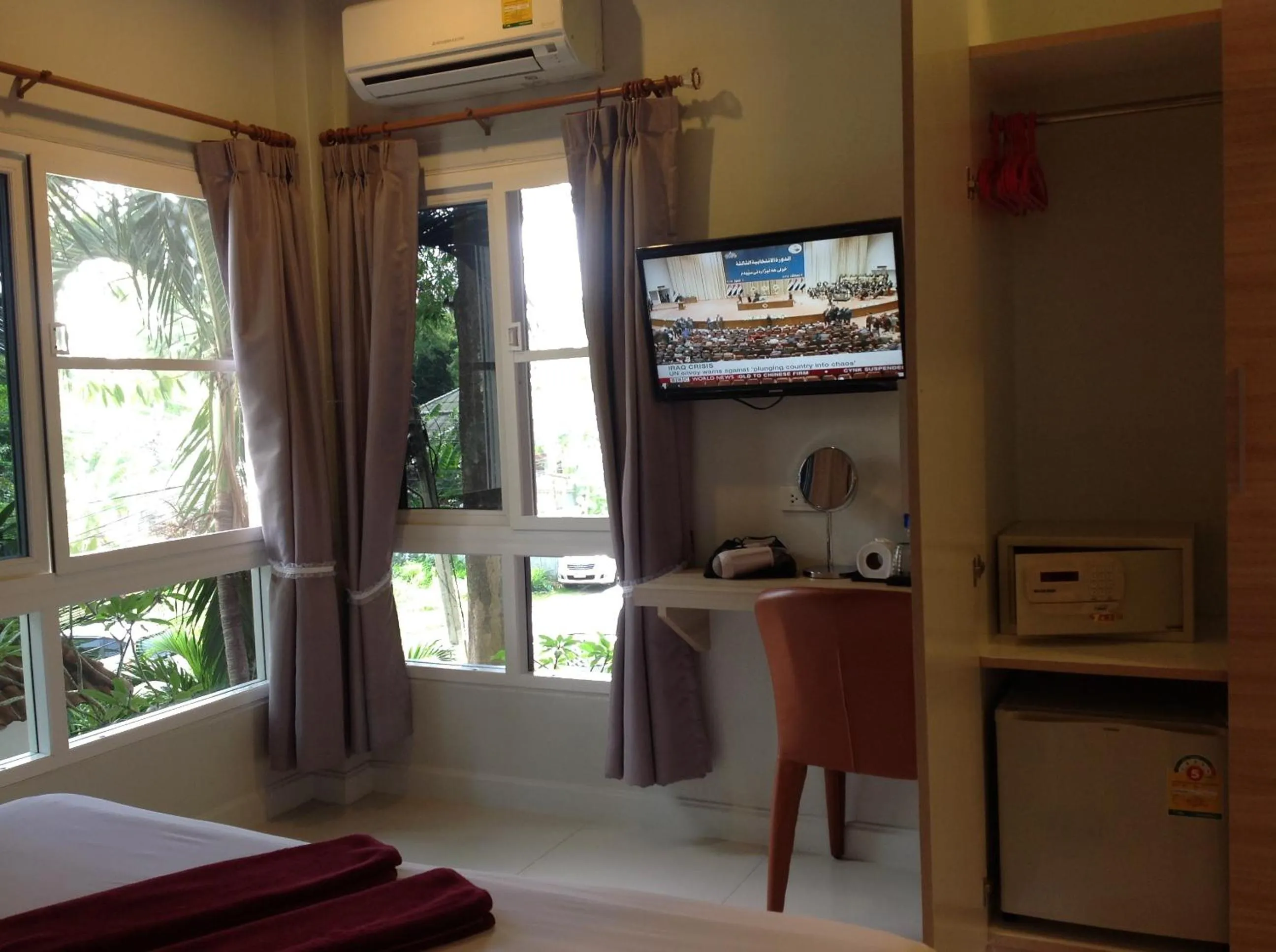 Day, Bed in Sandy House Rawai