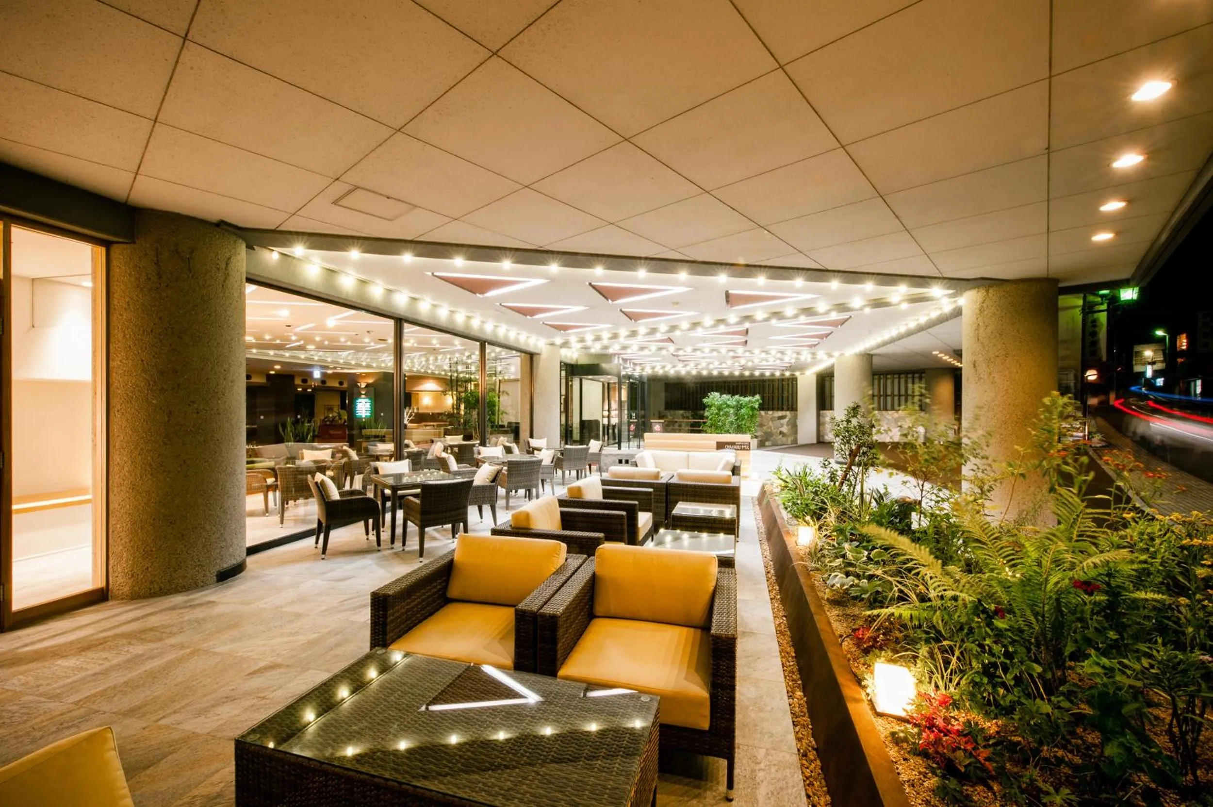 Restaurant/places to eat in Chaharu