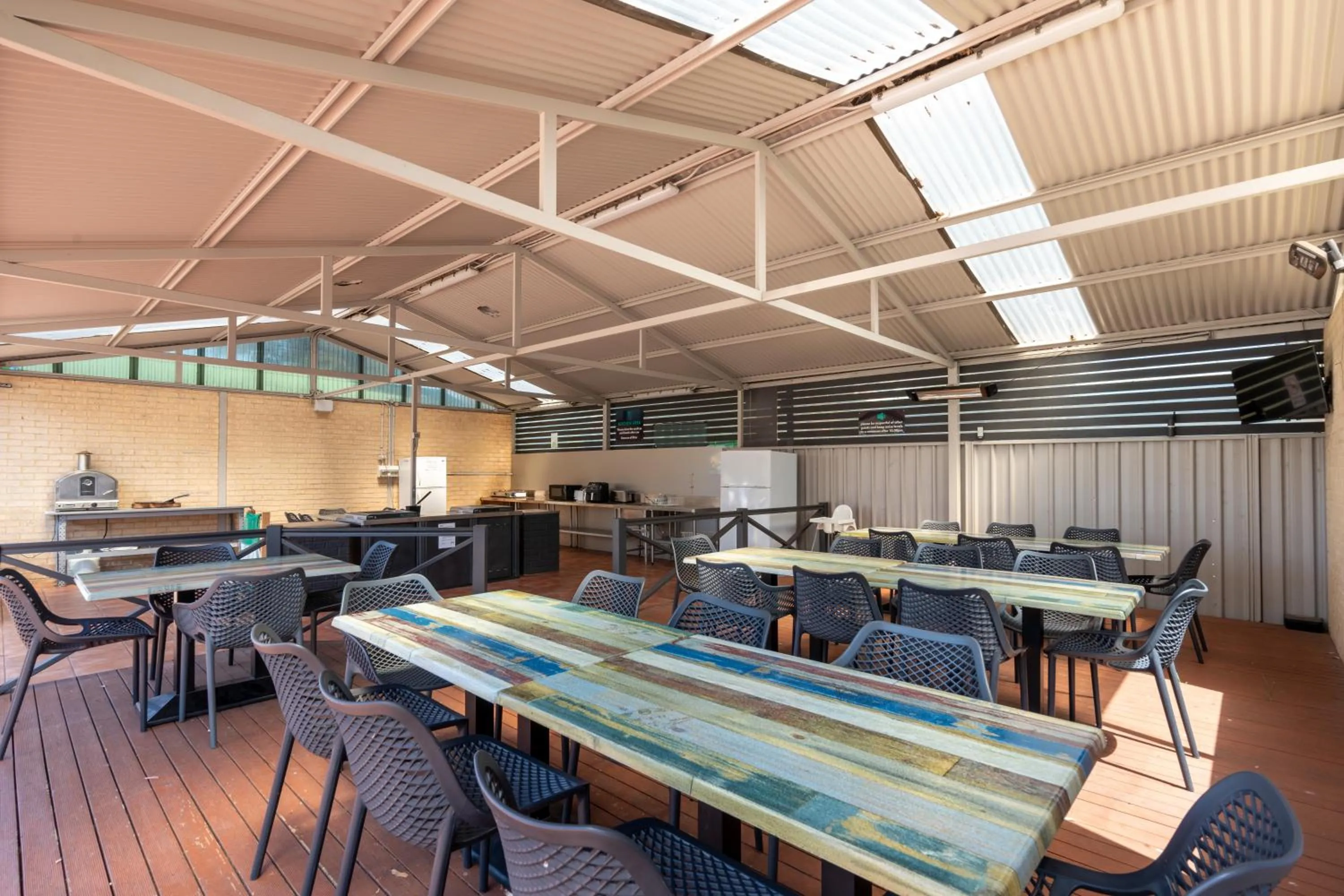 Dinner in Tasman Holiday Parks - Albany