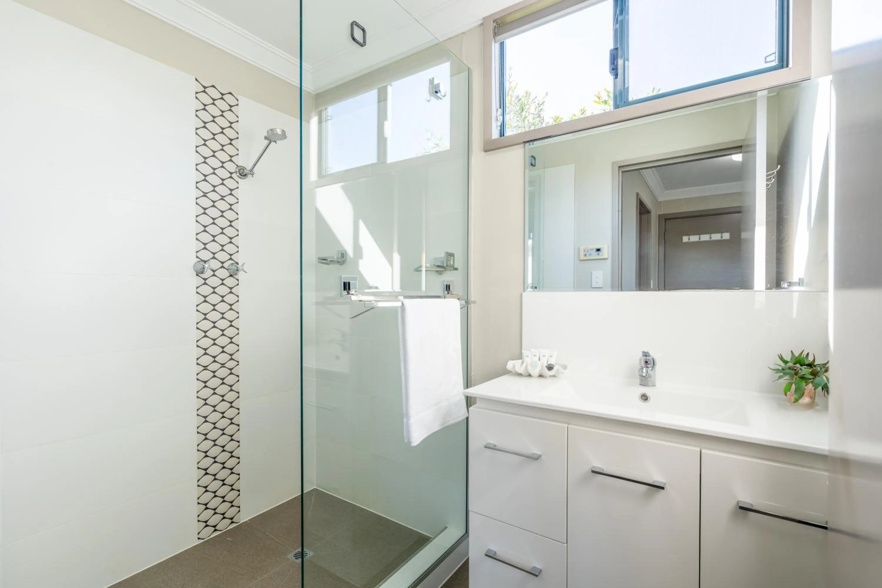 Shower in Tasman Holiday Parks - Albany