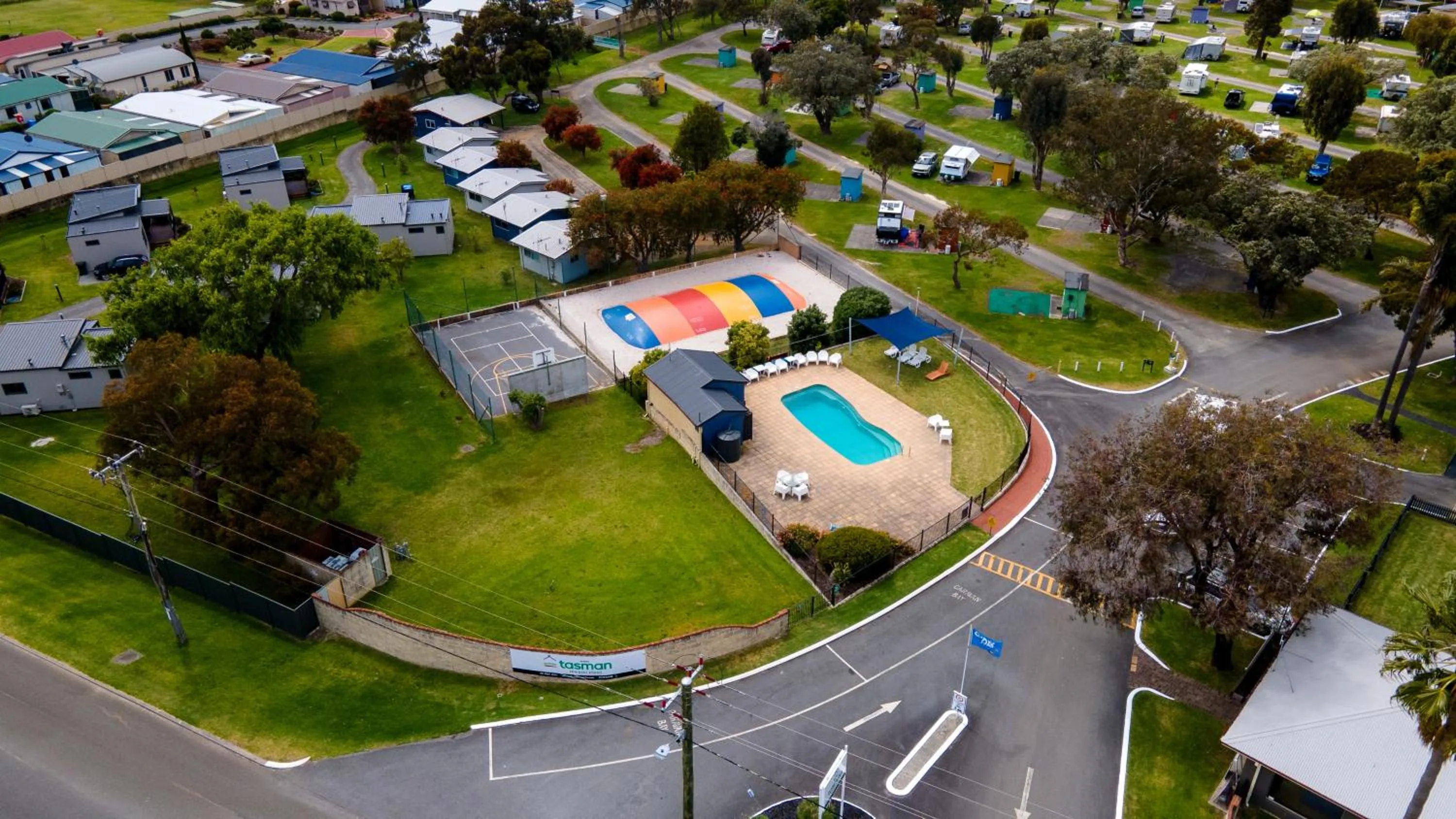 Tennis court in Tasman Holiday Parks - Albany
