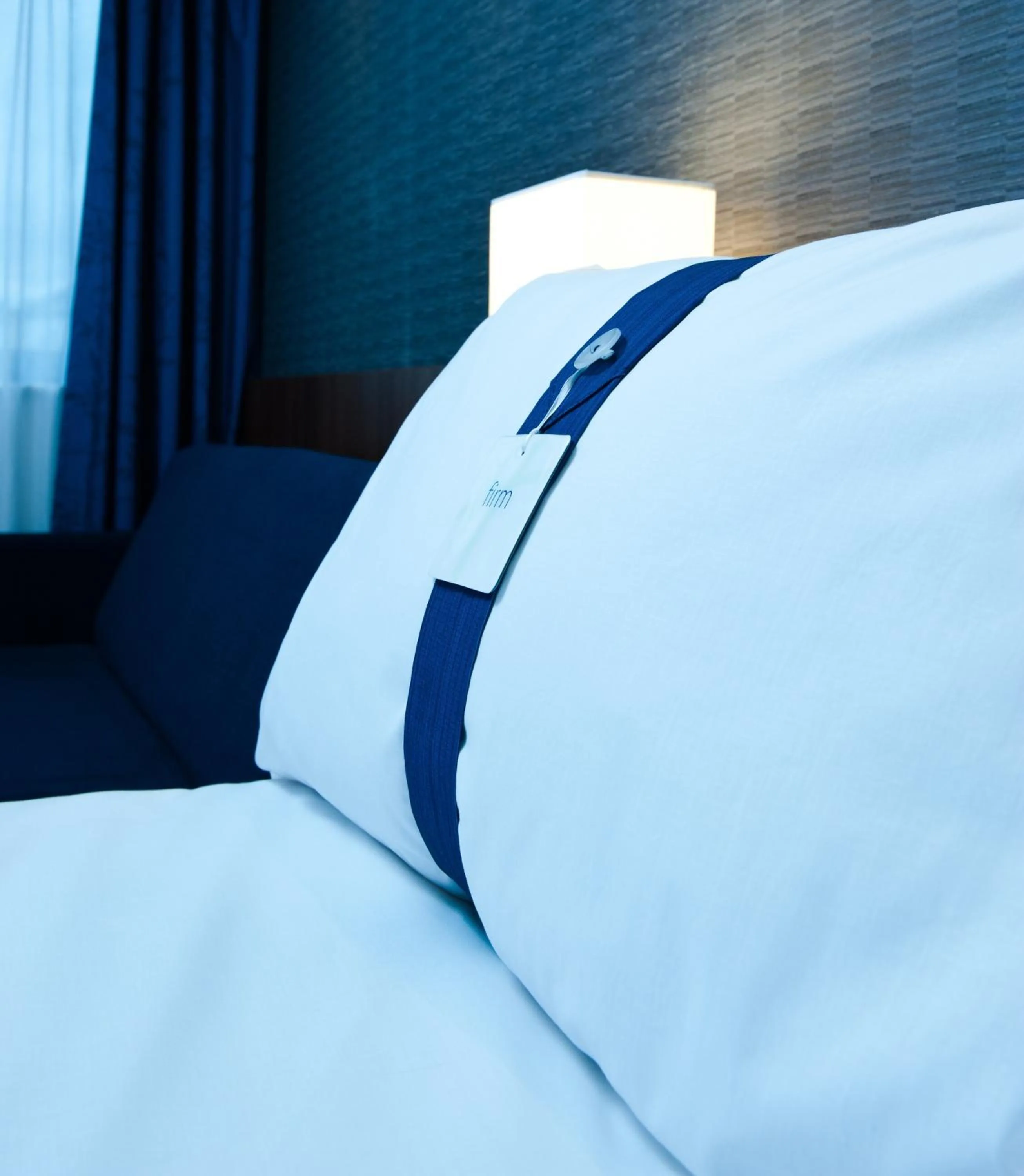 Bed in Holiday Inn Express London City