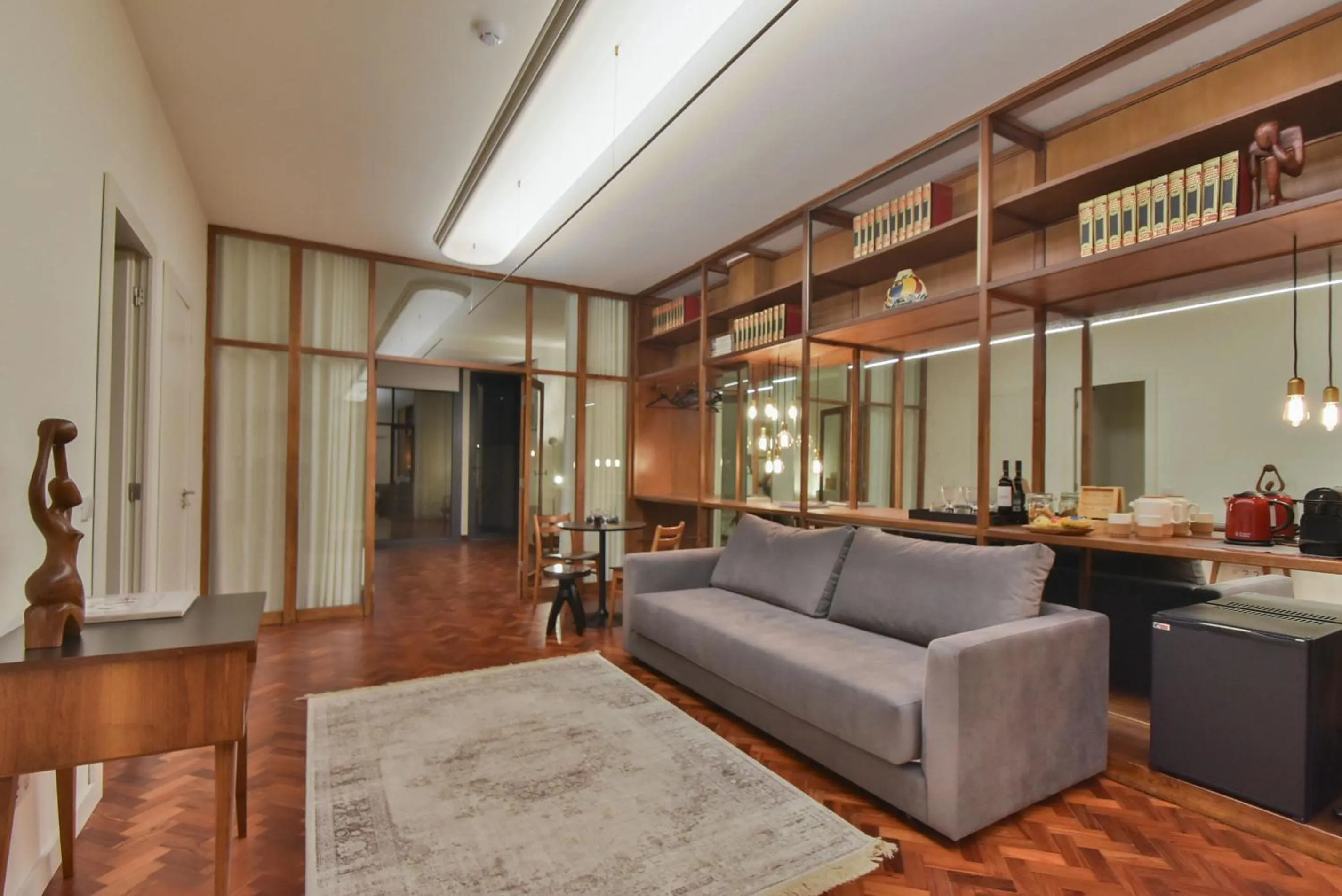 Coffee/tea facilities in Republica 157 Guest House