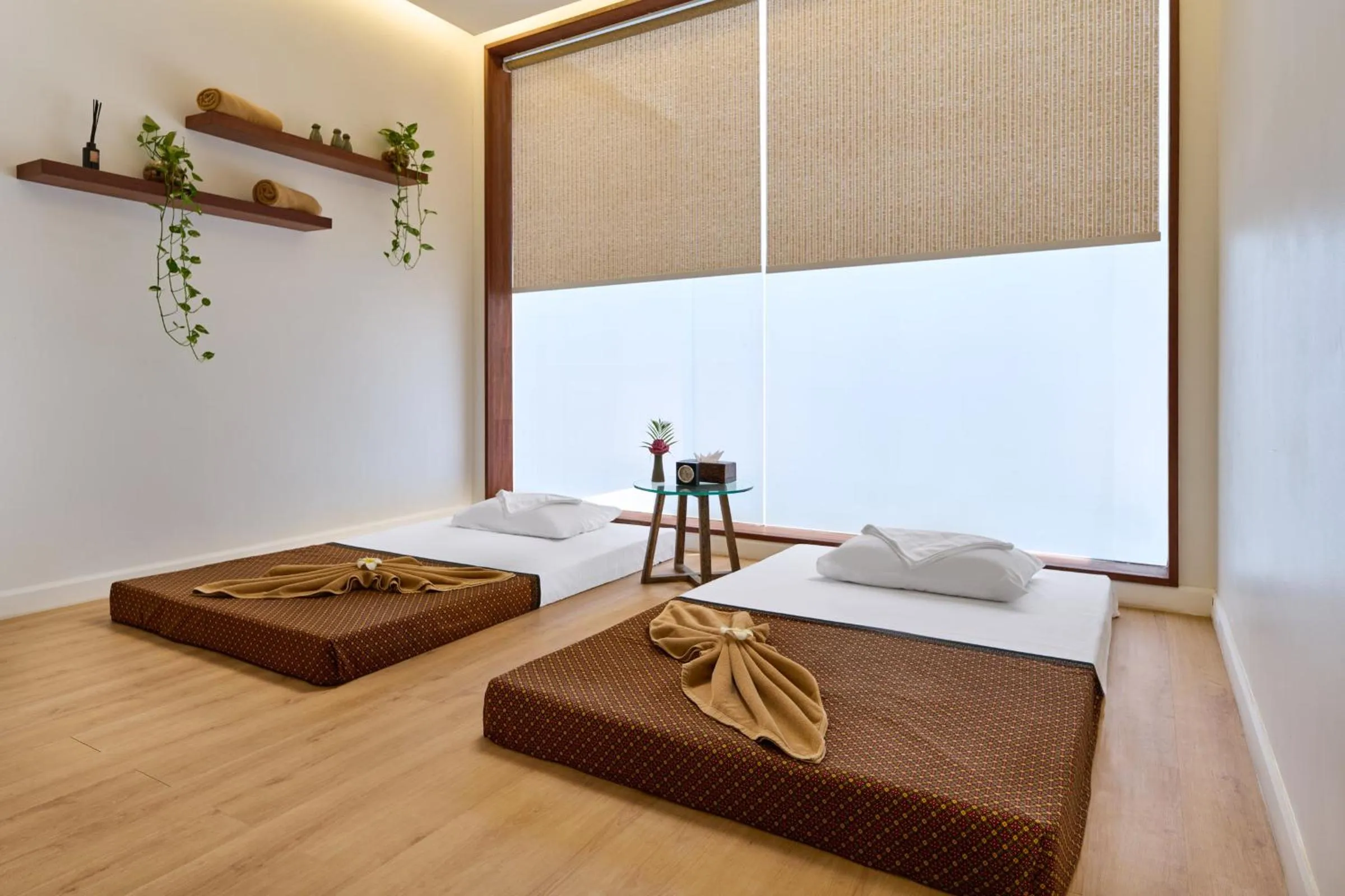 Massage, Bed in Plantation Urban Resort & Spa