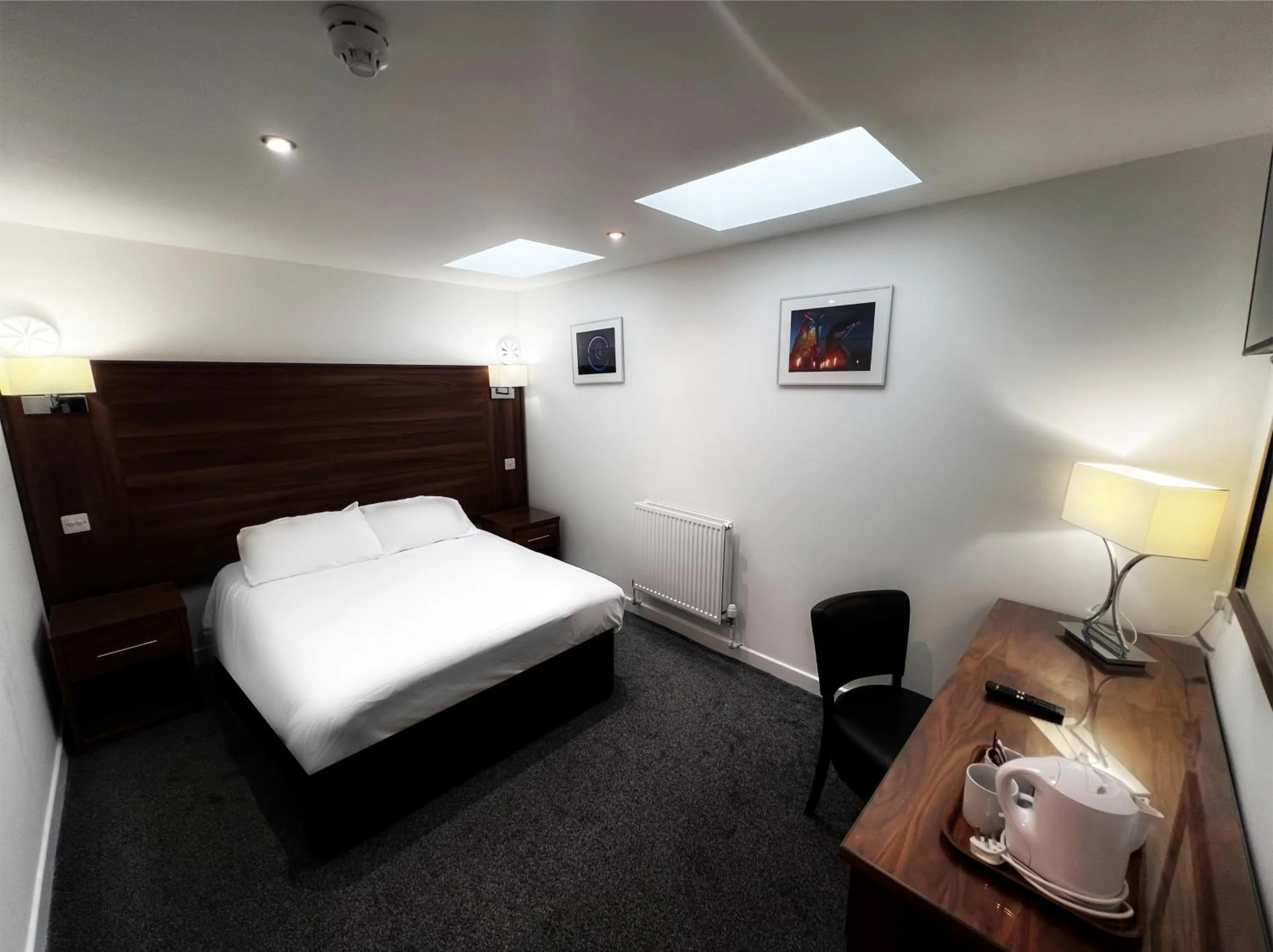 Bedroom, Bed in Park Hotel