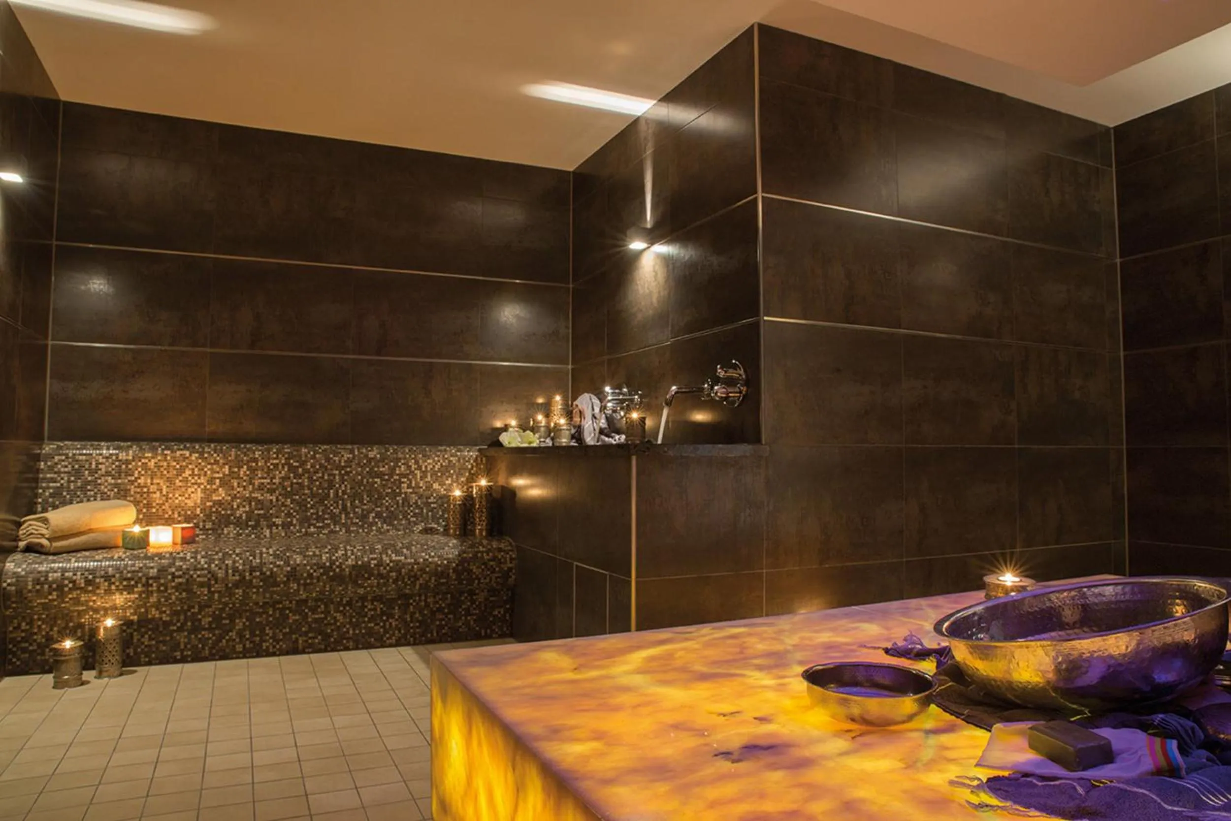 Spa and wellness centre/facilities in l'Arrivée Hotel & Spa