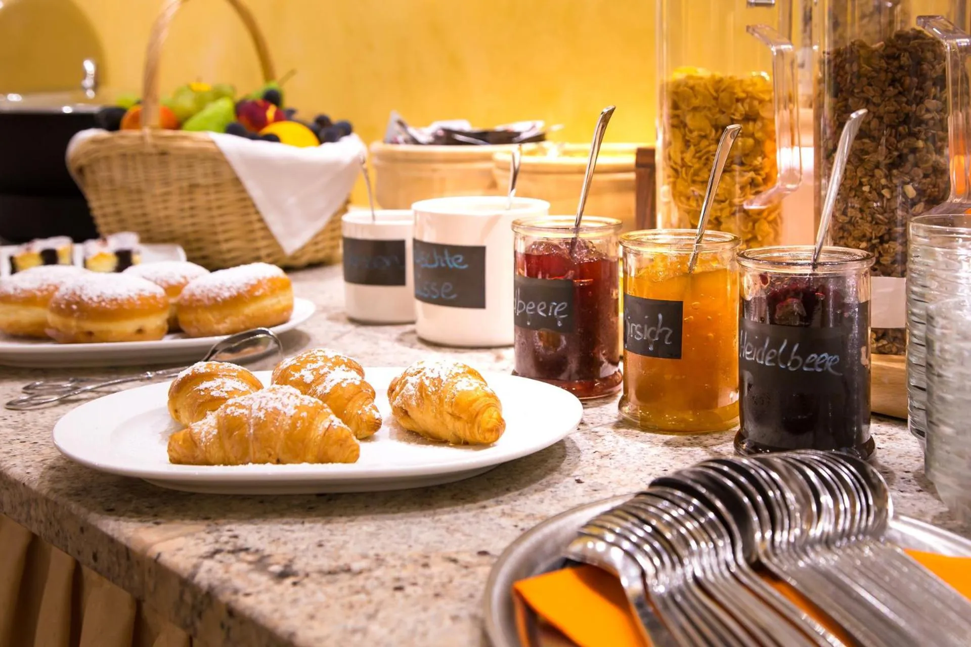 Restaurant/places to eat in Arberland Tagungshaus