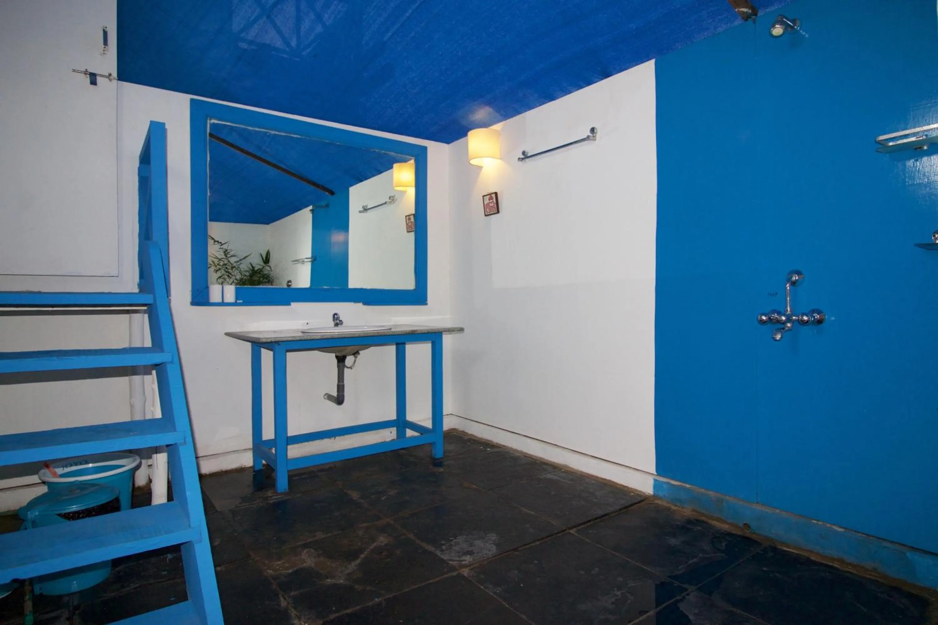 Bathroom in Cuba Agonda