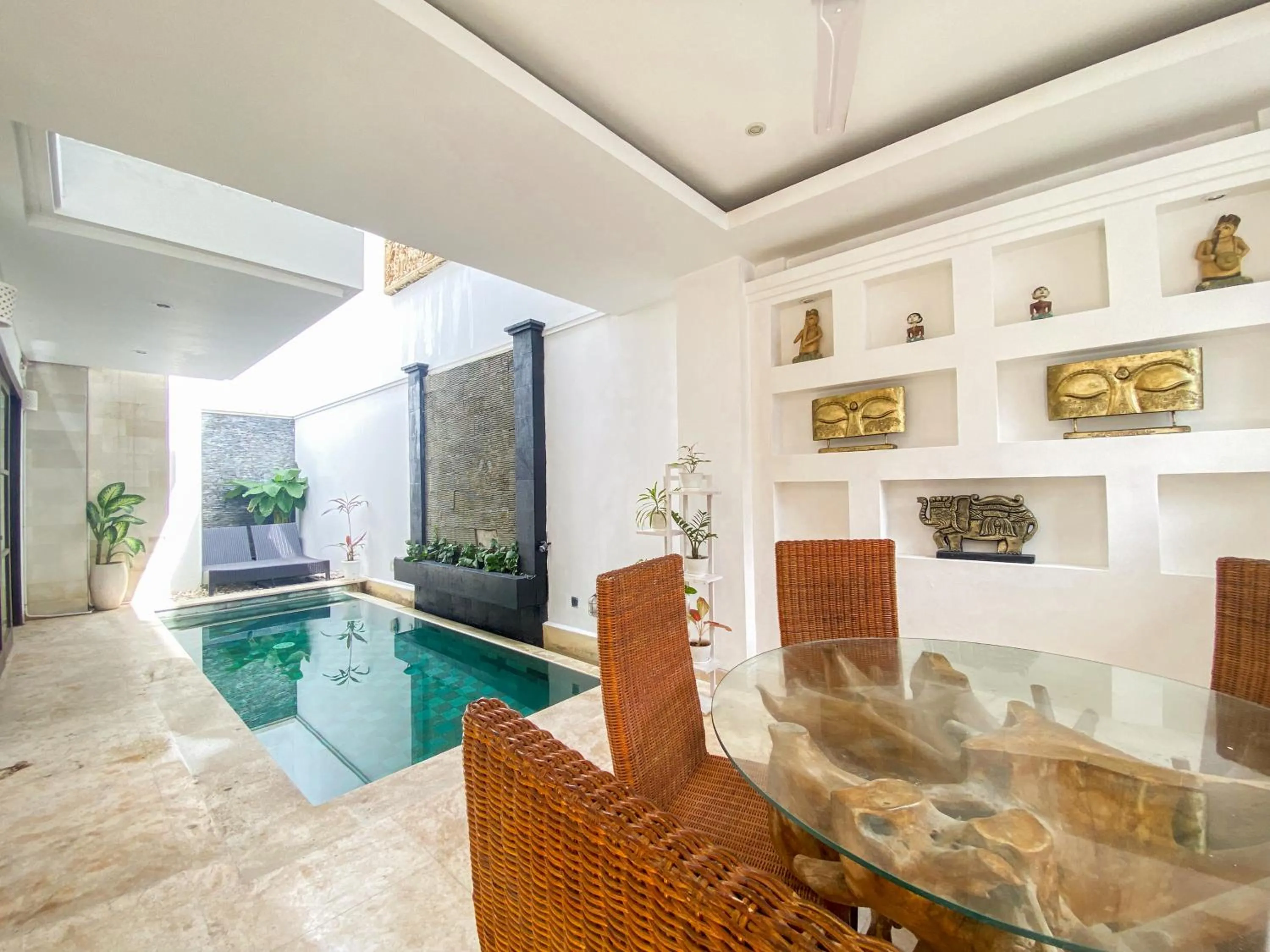 Property building in Villa Harmony - Residence