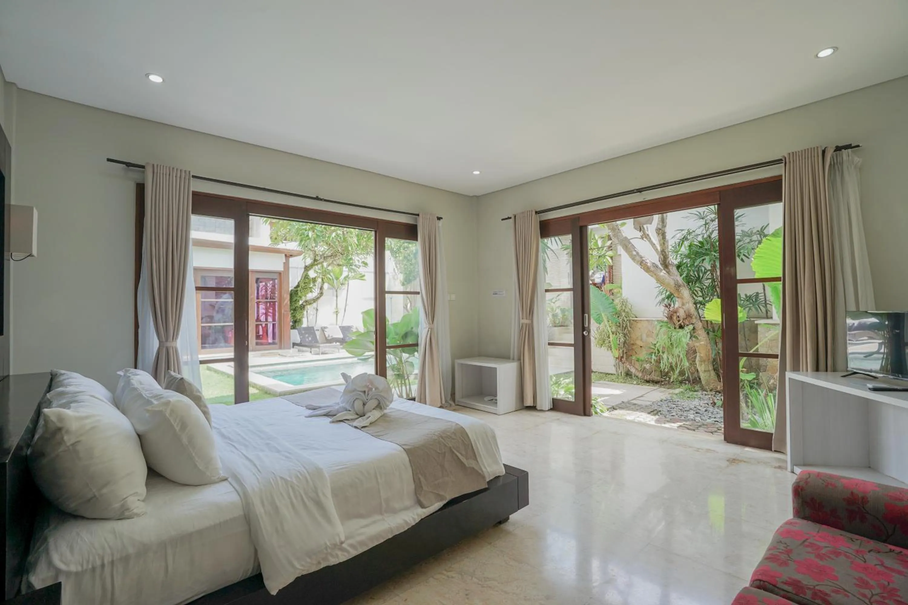 Bedroom, Bed in Villa Harmony - Residence