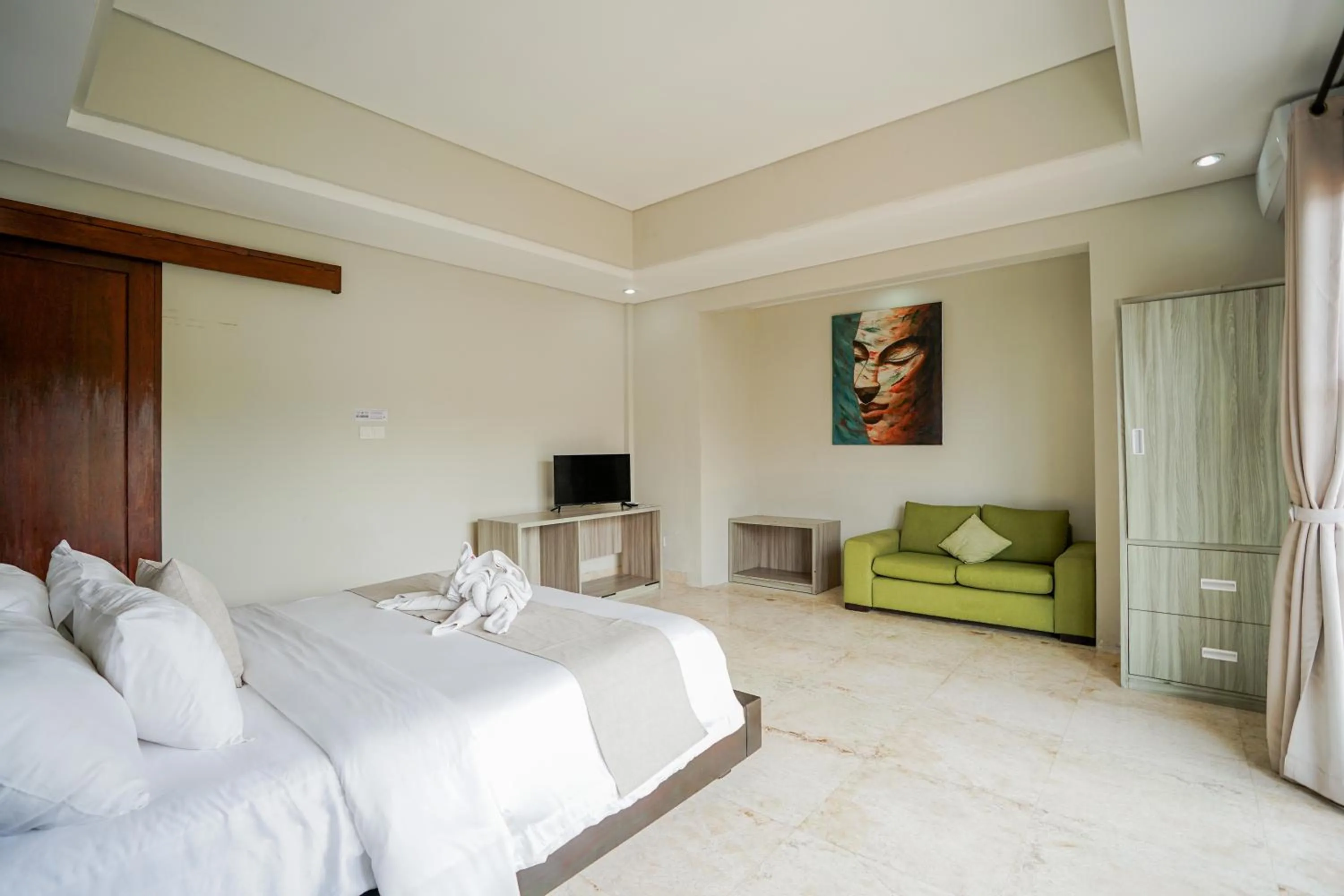 Bedroom, Bed in Villa Harmony - Residence