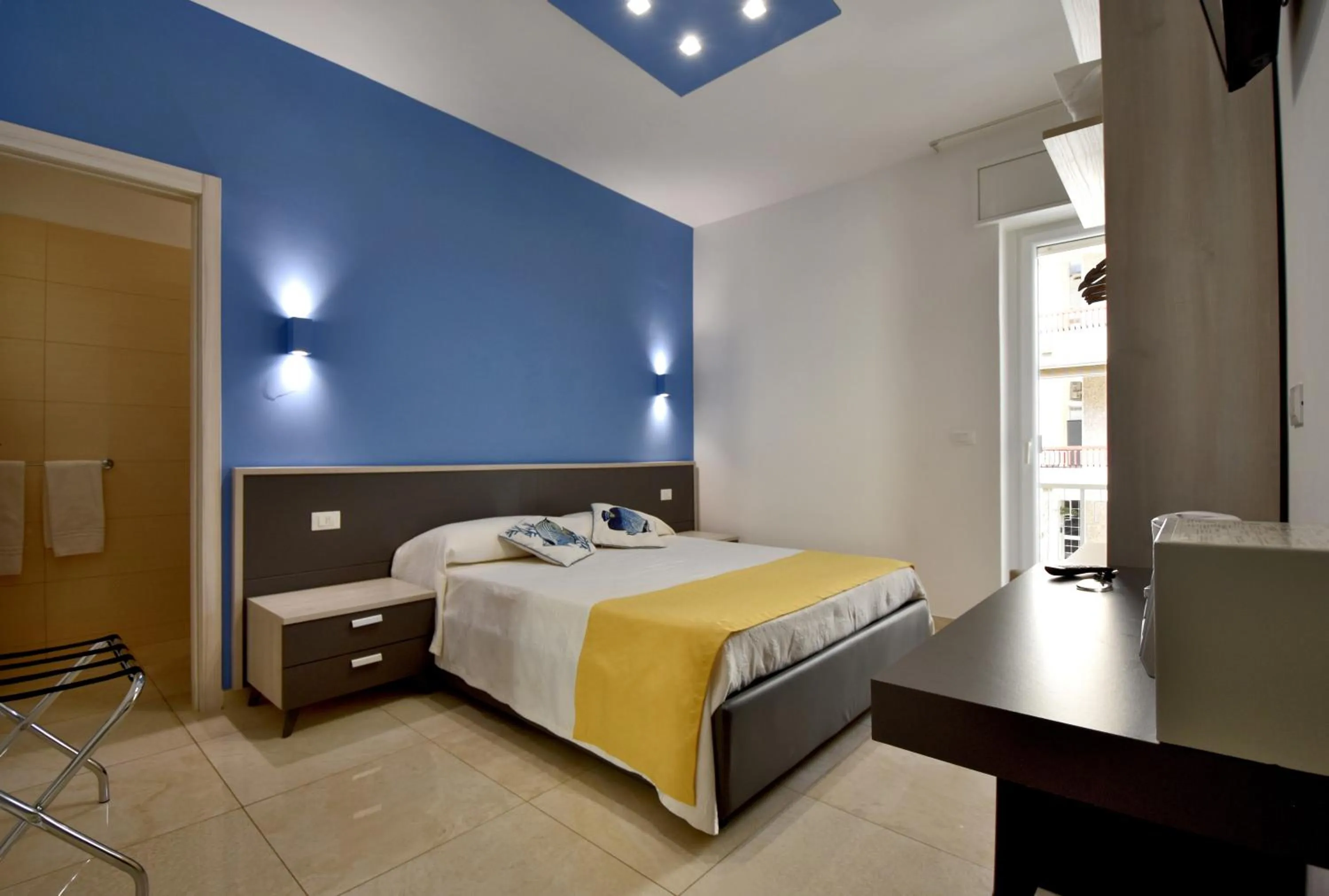 Bedroom, Bed in Ventidimaregallipoli