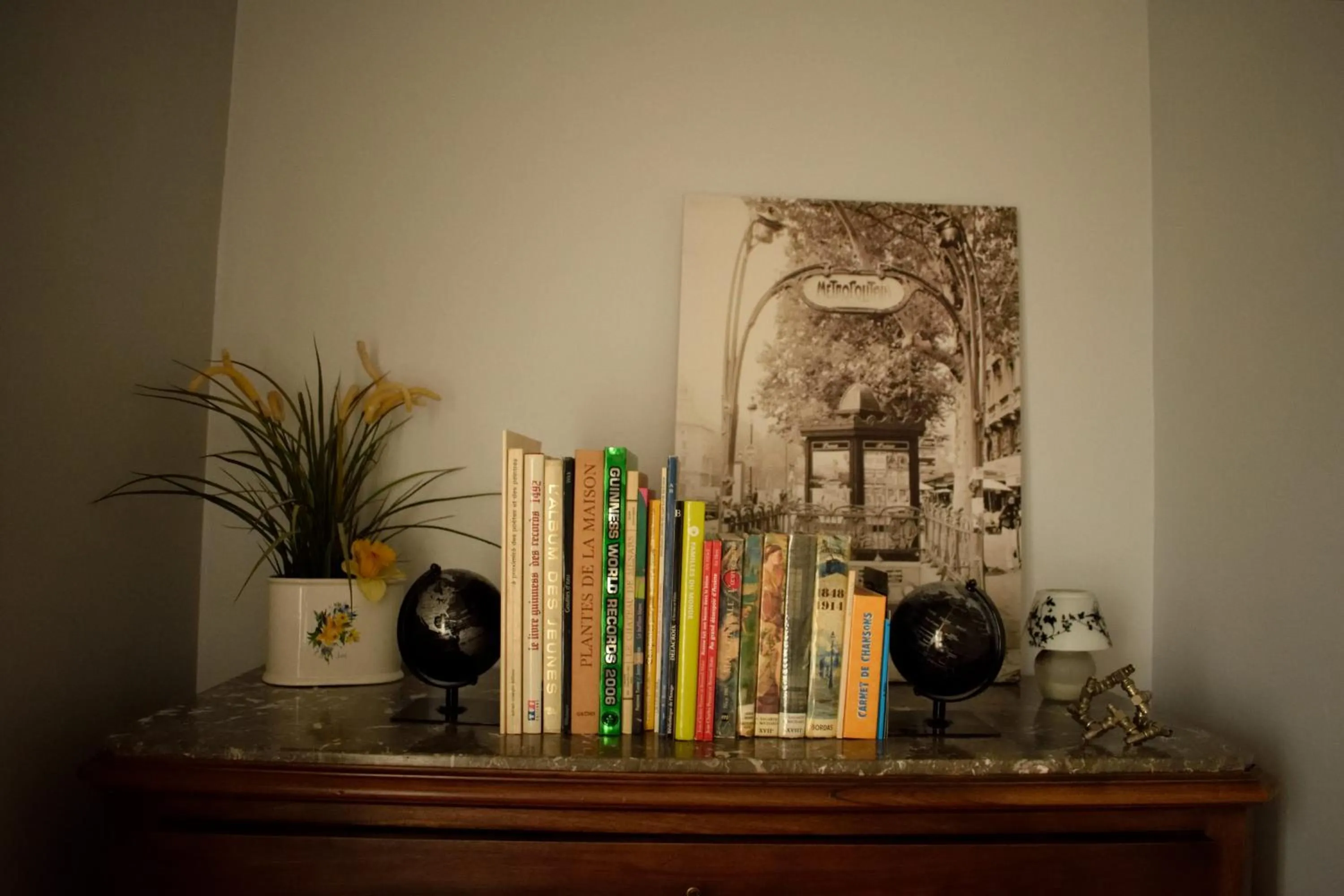 Decorative detail in La Cascadeta