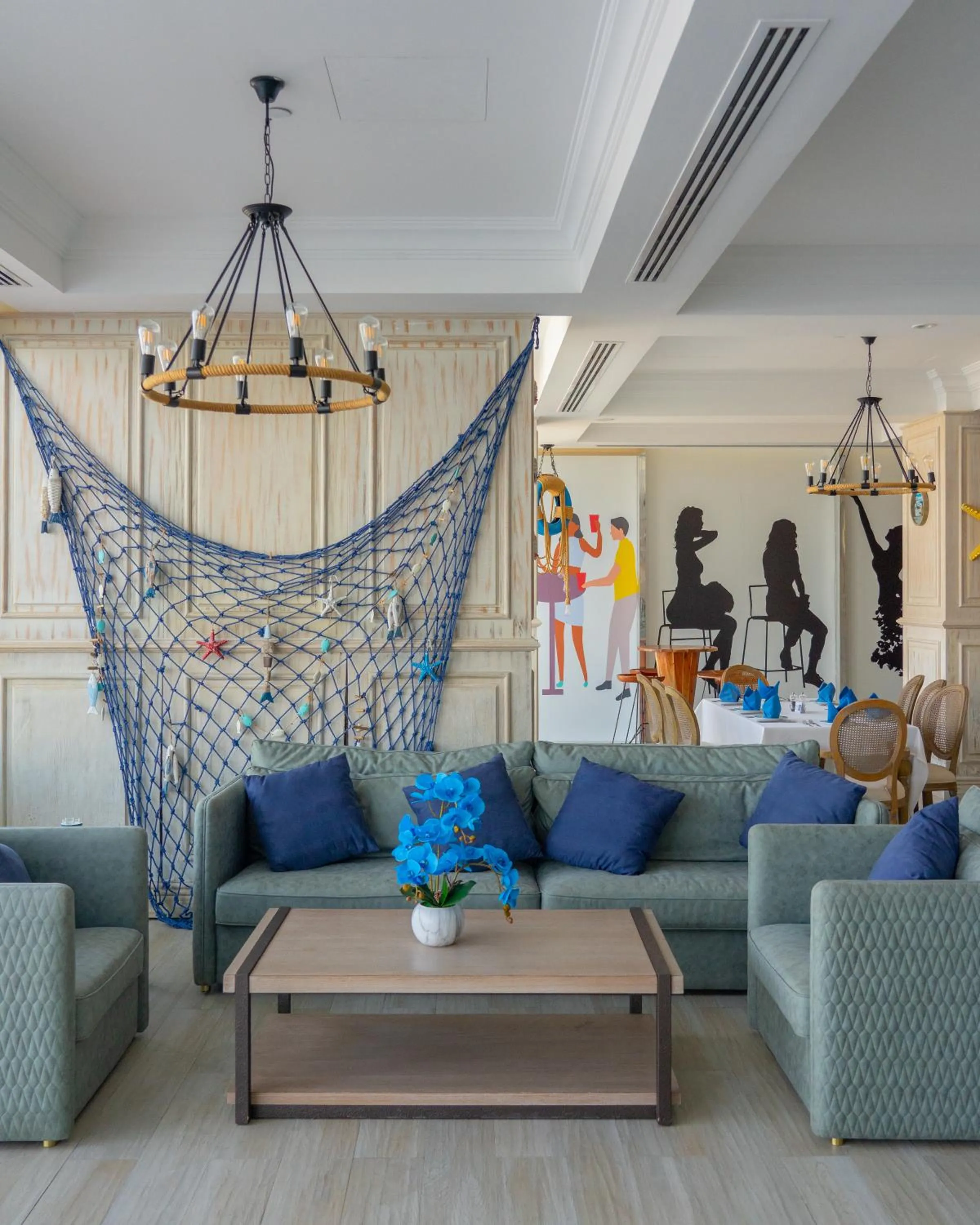 Restaurant/places to eat in Royal Central Hotel and Resort The Palm