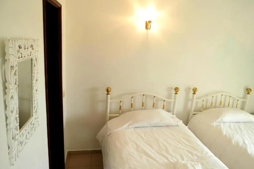 Bedroom, Bed in Villa Francesa Guest House