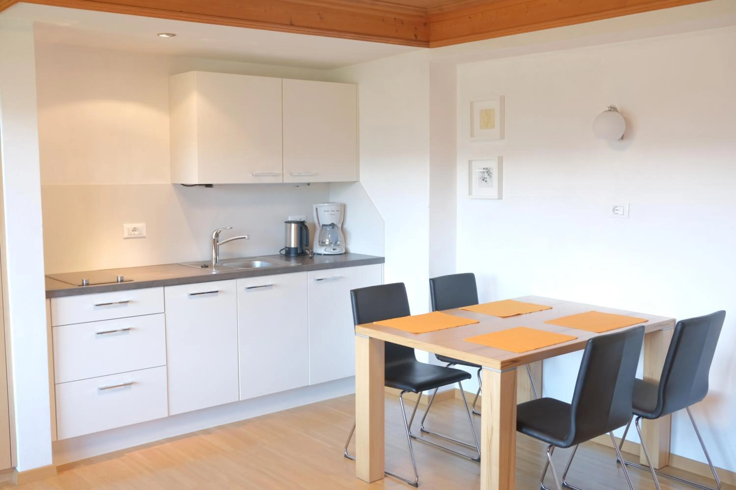 Kitchen or kitchenette in Tirolerhof Tisens