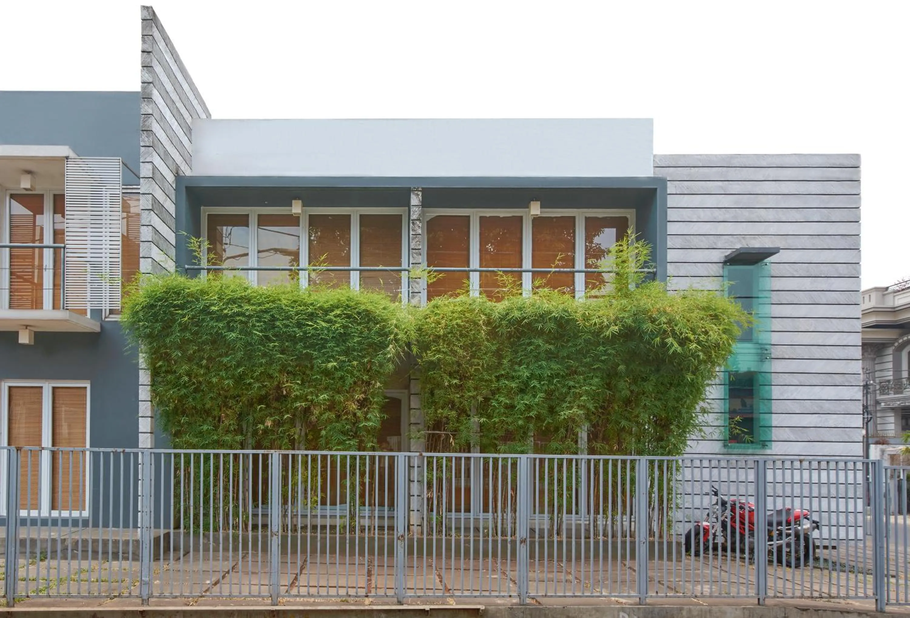 Facade/entrance in FLAT06 cipete