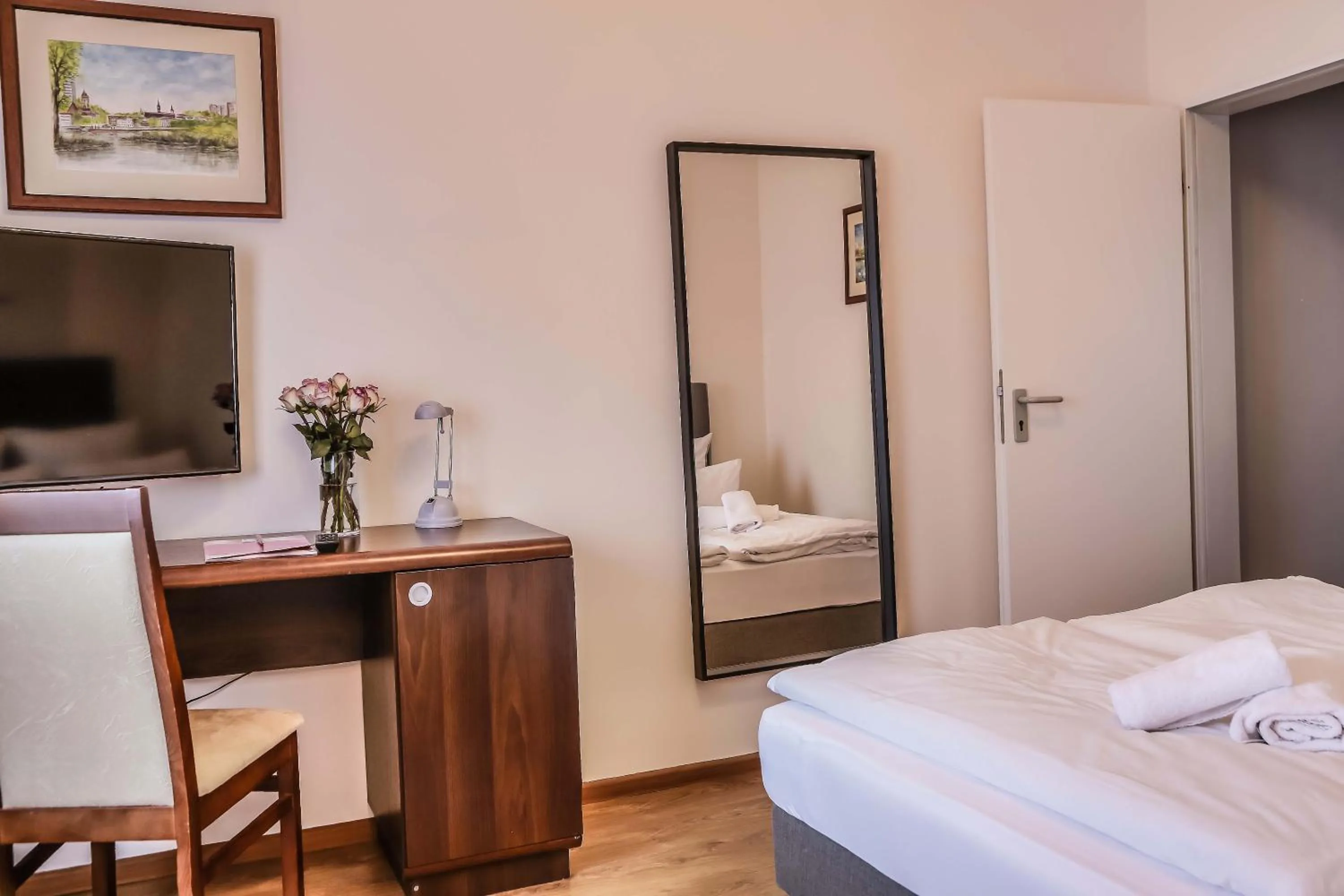 Decorative detail, Bed in City Residence Hotel Frankfurt-Oder Bahnhof