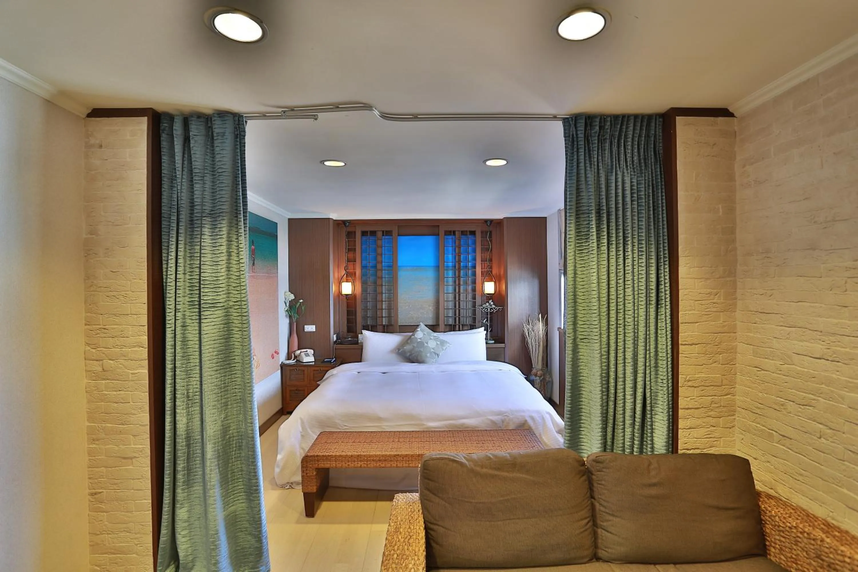 Decorative detail, Bed in MF Hotel, penghu