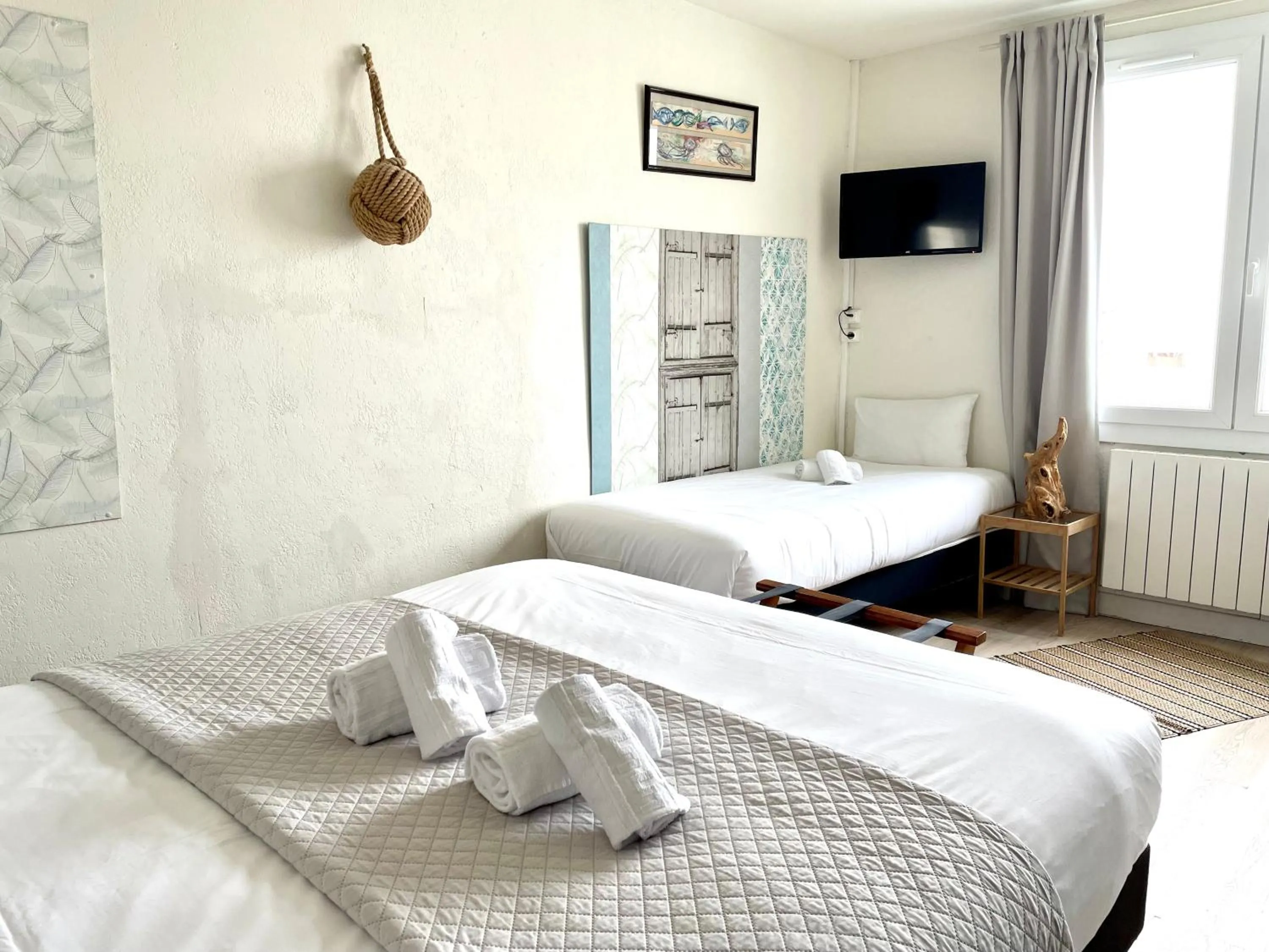 Bed in Hôtel Restaurant Gédéon