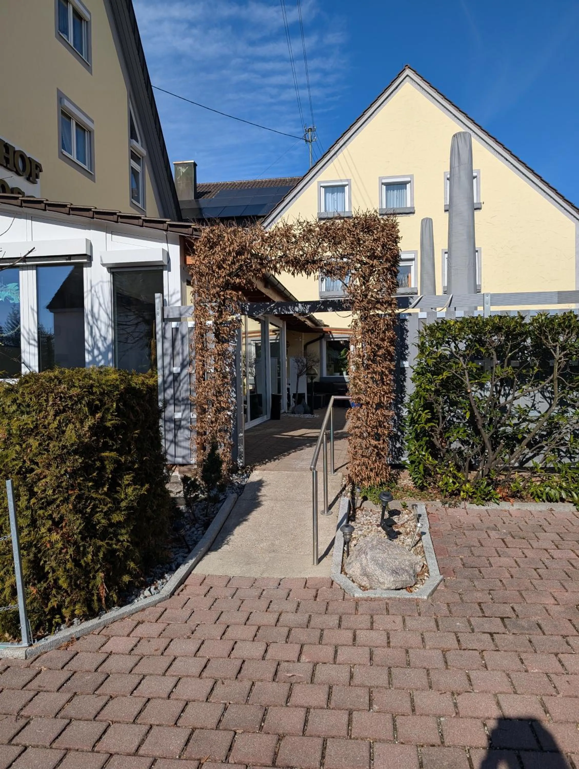 Property building in Hotel-Gasthof Zur Rose