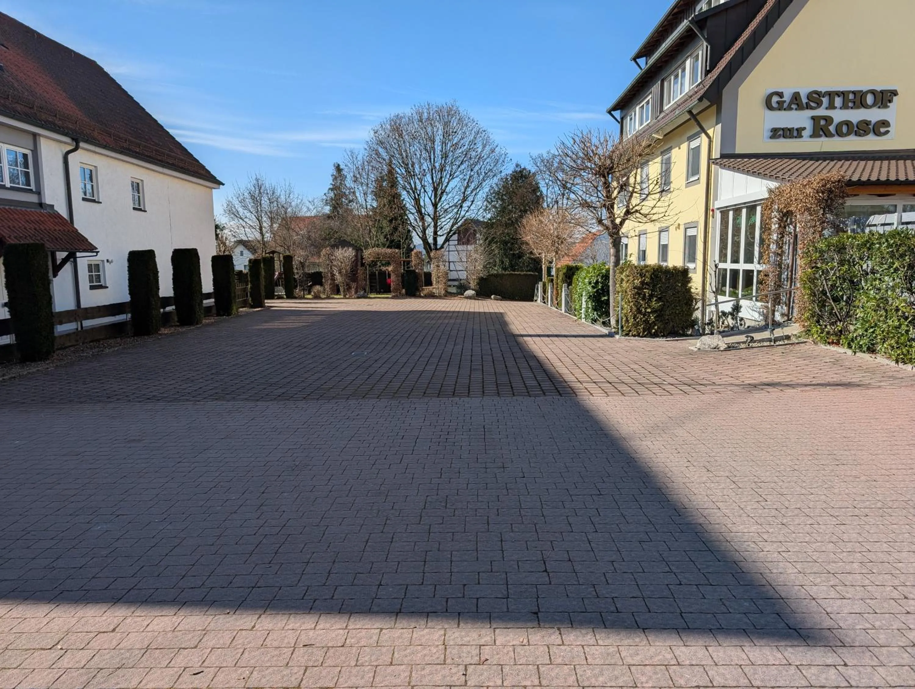 Property building in Hotel-Gasthof Zur Rose