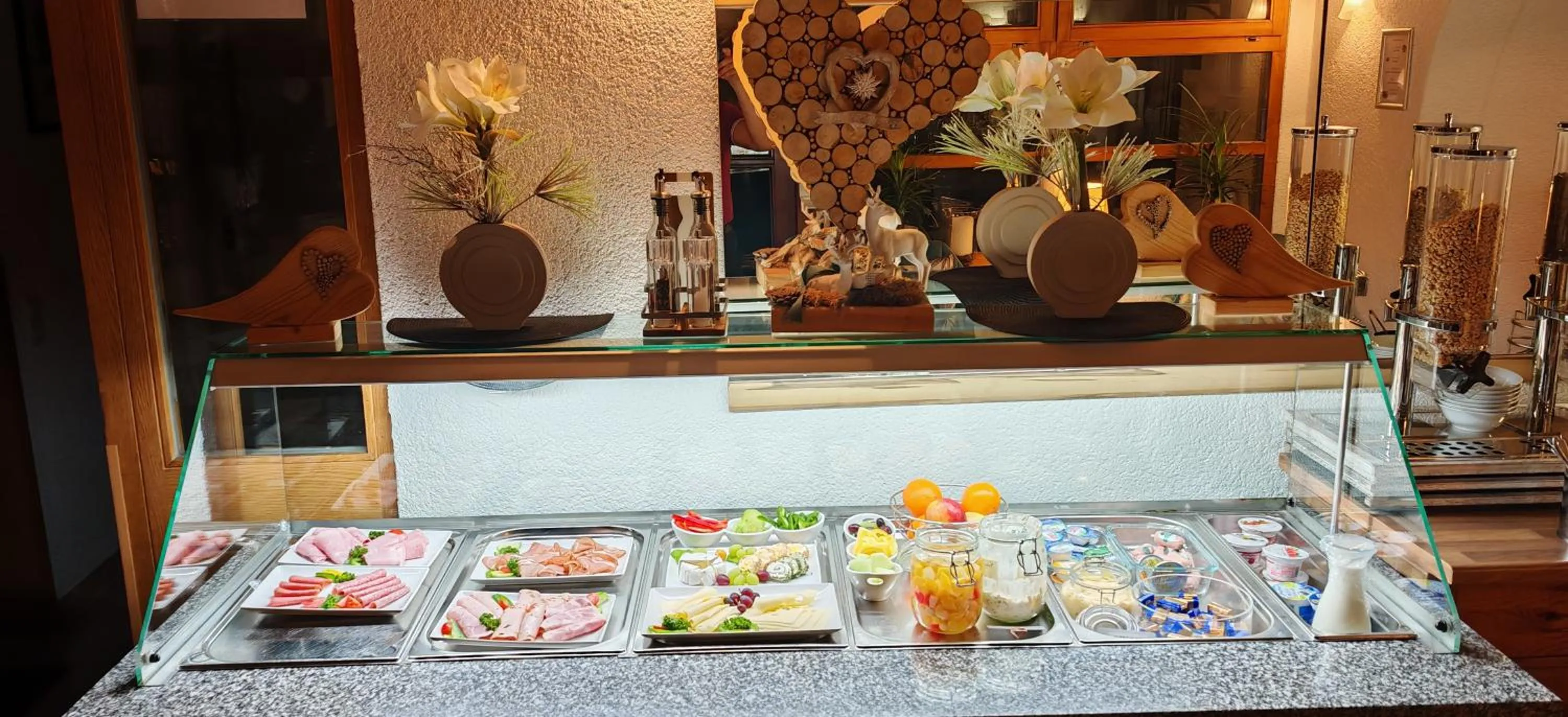 Breakfast in Hotel-Gasthof Zur Rose