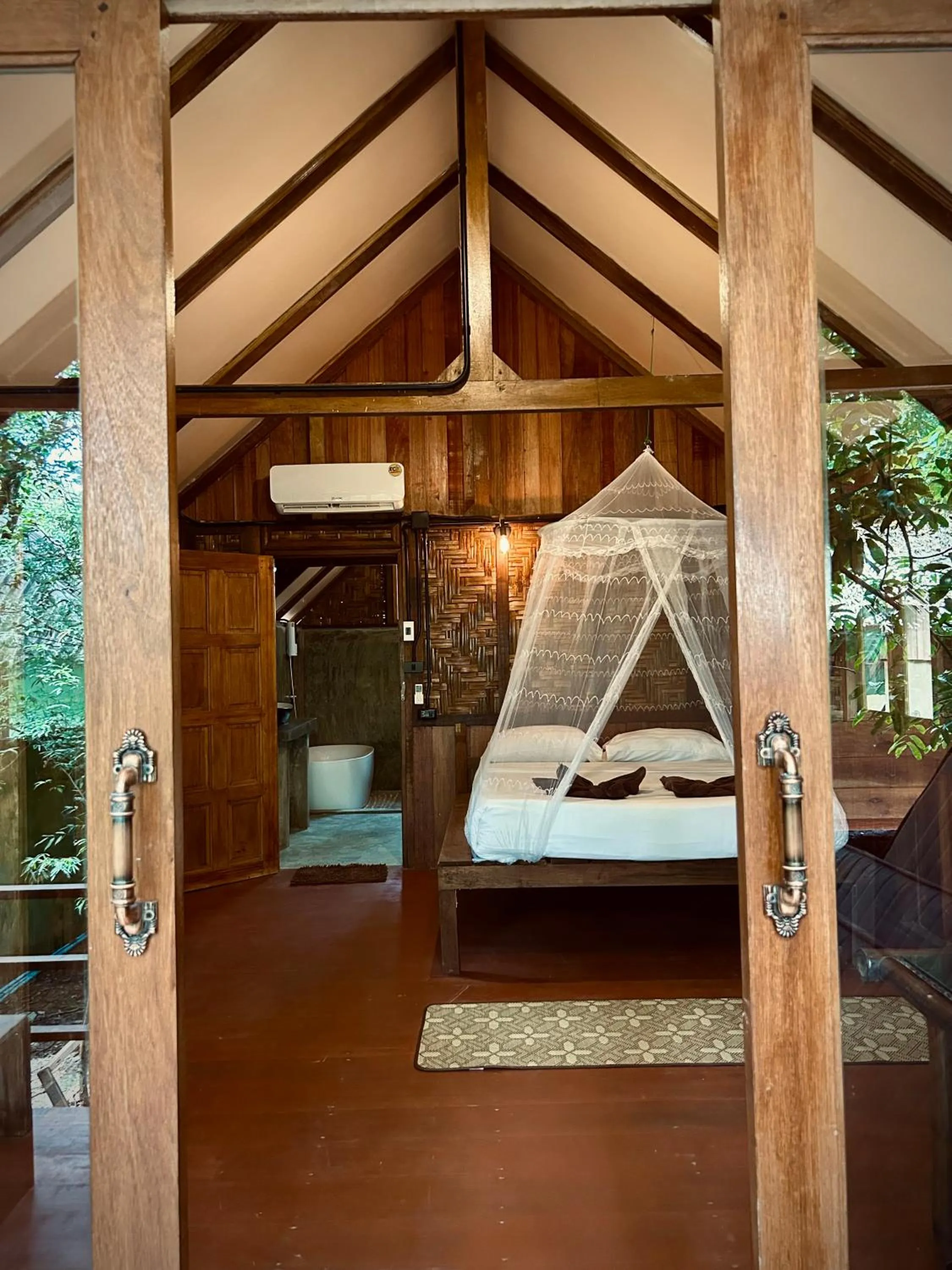 Bed in Khao Sok Paradise Resort