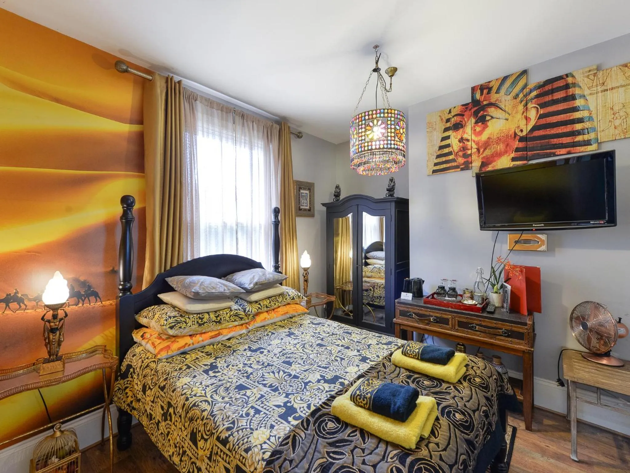 Day, Bed in Mama’s Inn Boutique Guest House